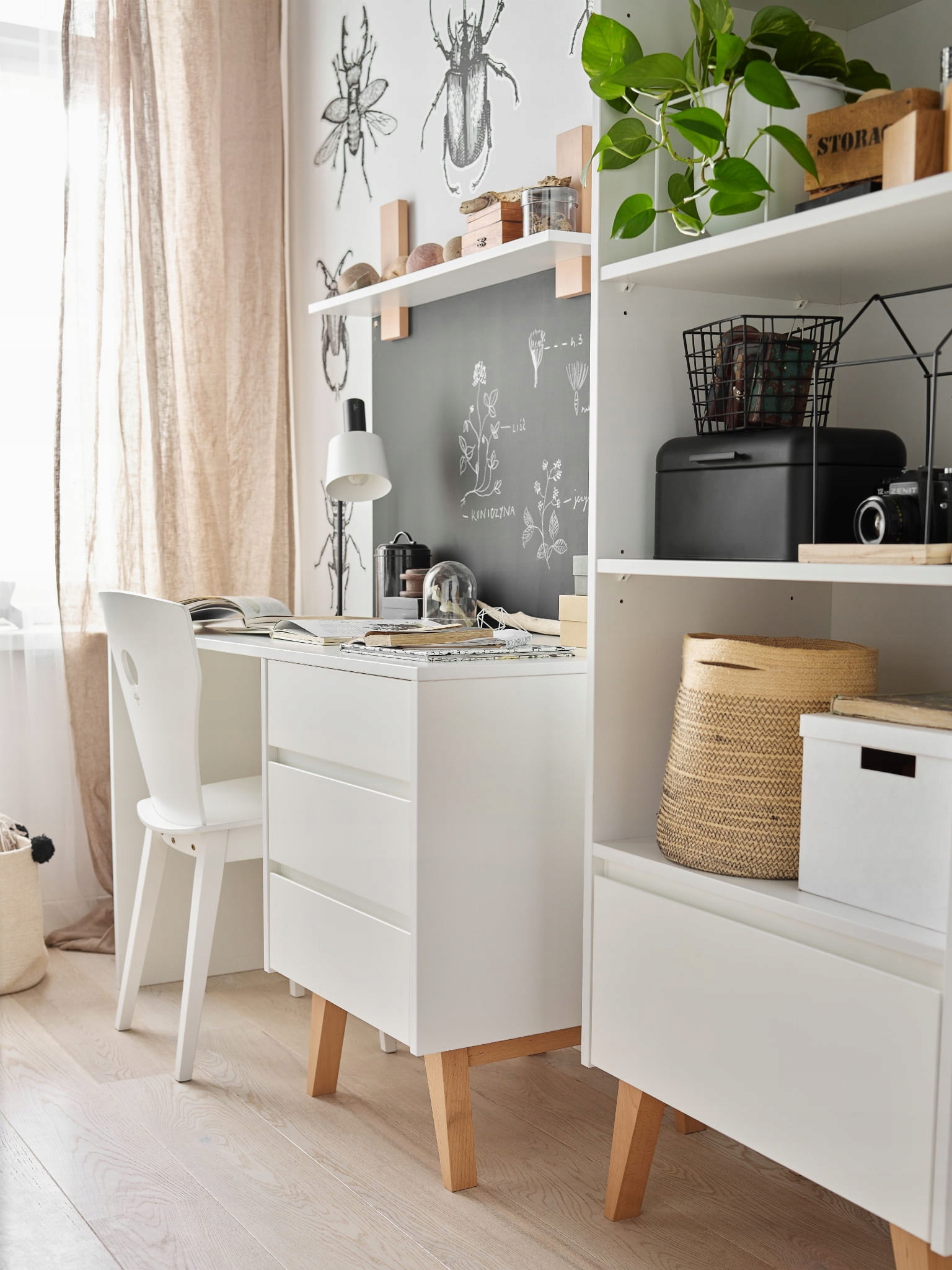 Pinio Swing Regał wysoki Szerokość mebla 1 cm