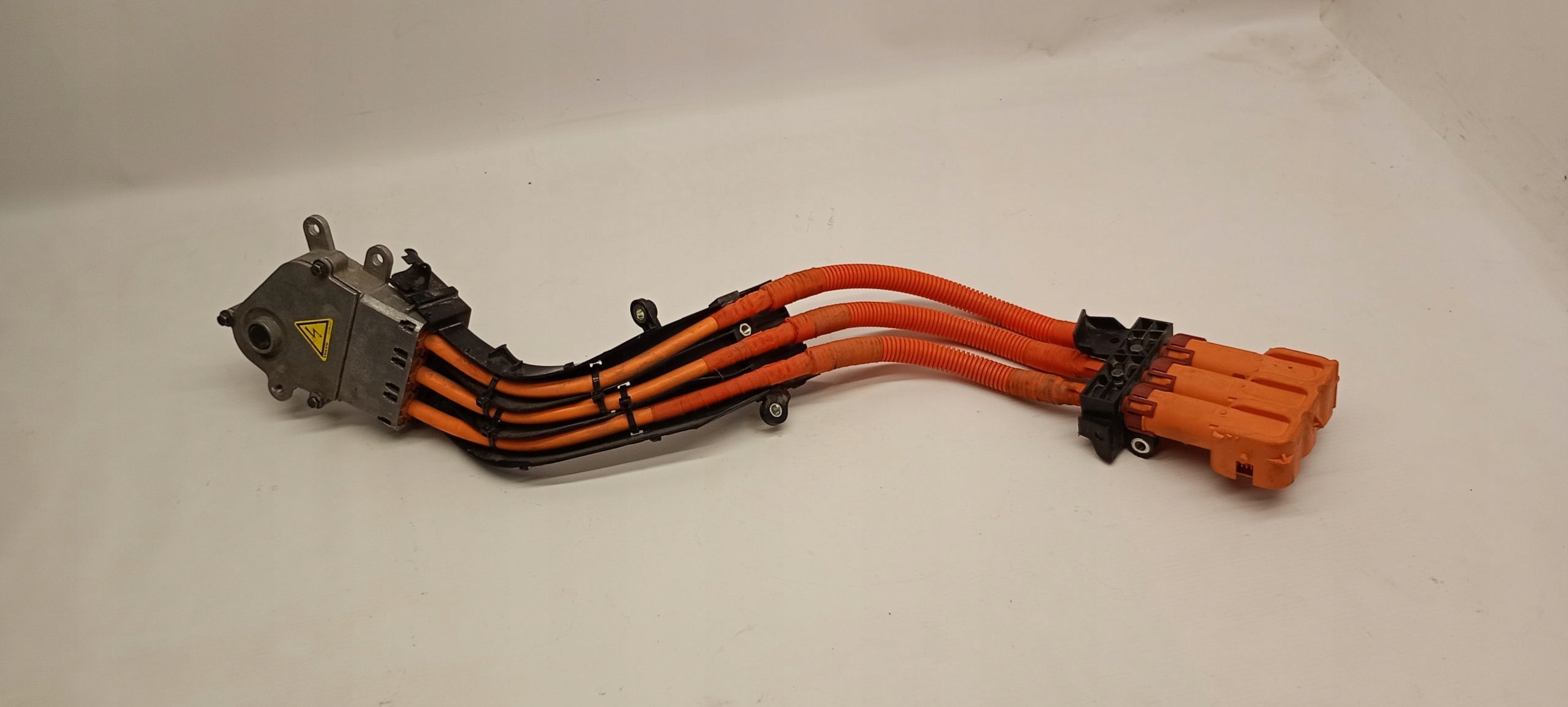 INSTALACJA WIĄZKA KABLE PRZEWODY VOLVO XC60 XC90 V60 S60 T8