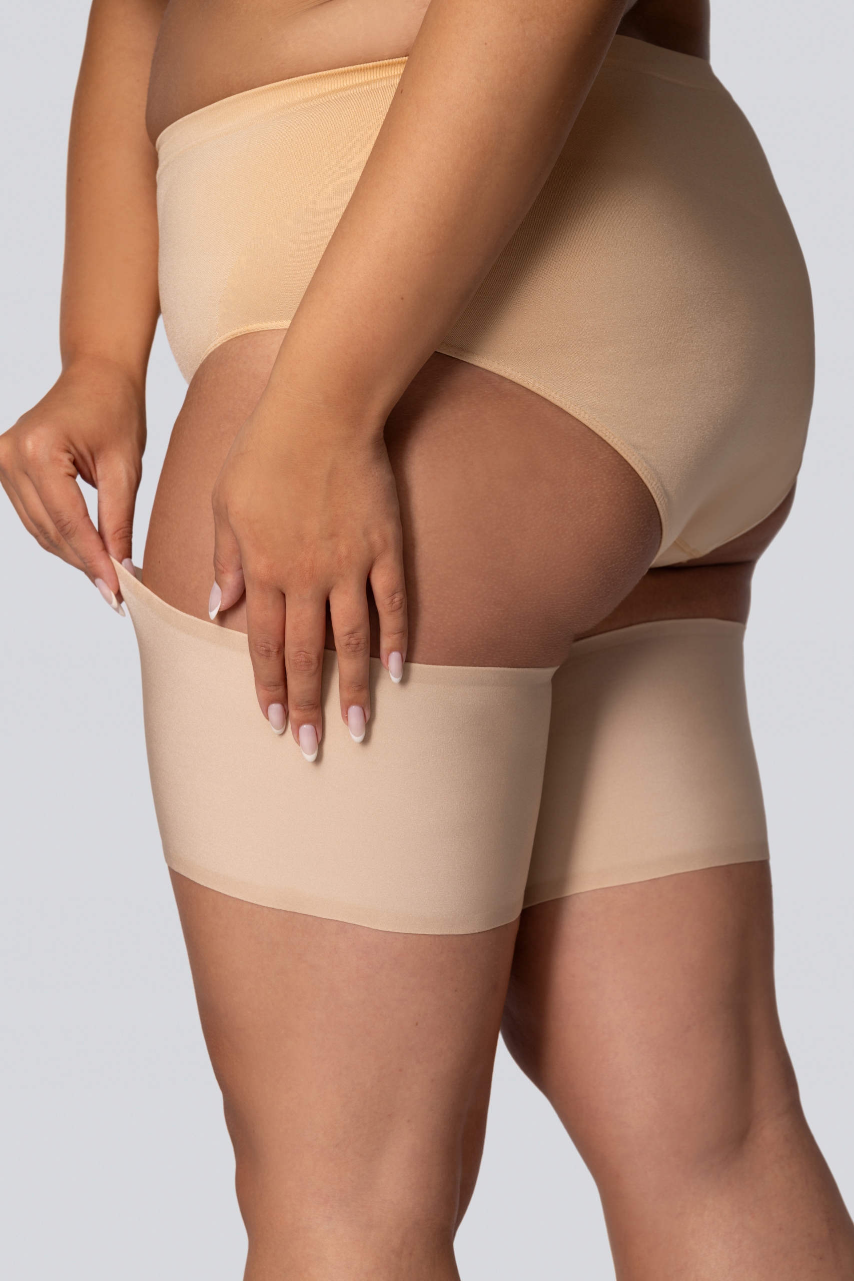 QUEEN SIZE OPASKI przeciw otarciom SILKY r. 7/8 champagne pearl EAN (GTIN) 5901282483480