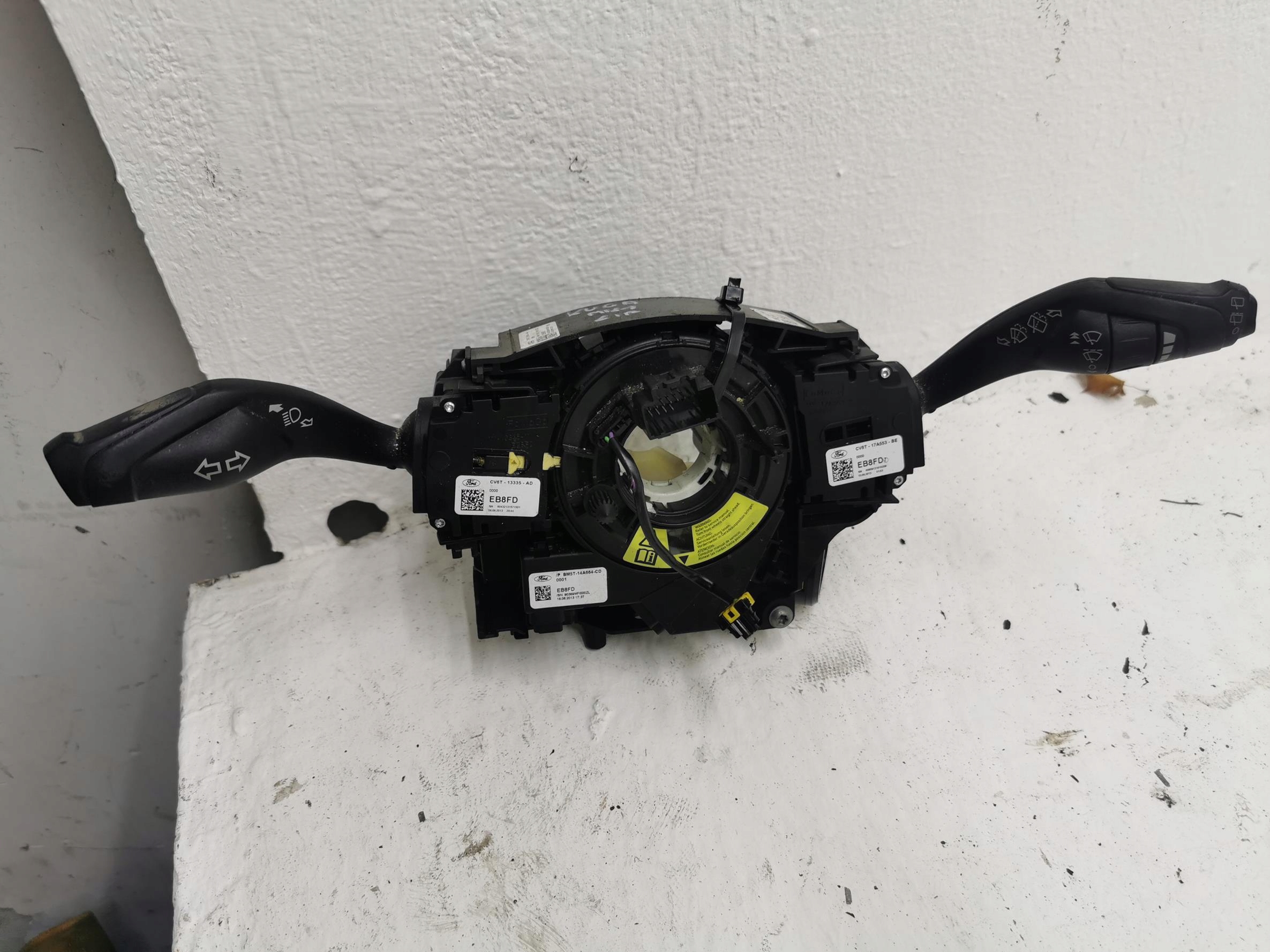 DEVIO LUCI TERGICRISTALLO TERGI FORD KUGA MK2 DV6T-3F944-AA