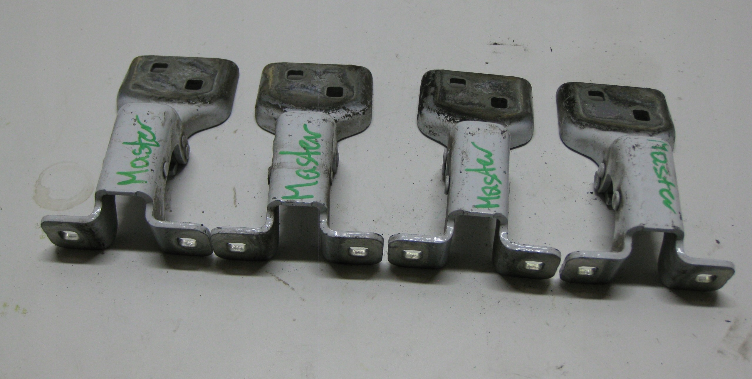 RENAULT MASTER III LIFT hinge door front left right 804000006R
