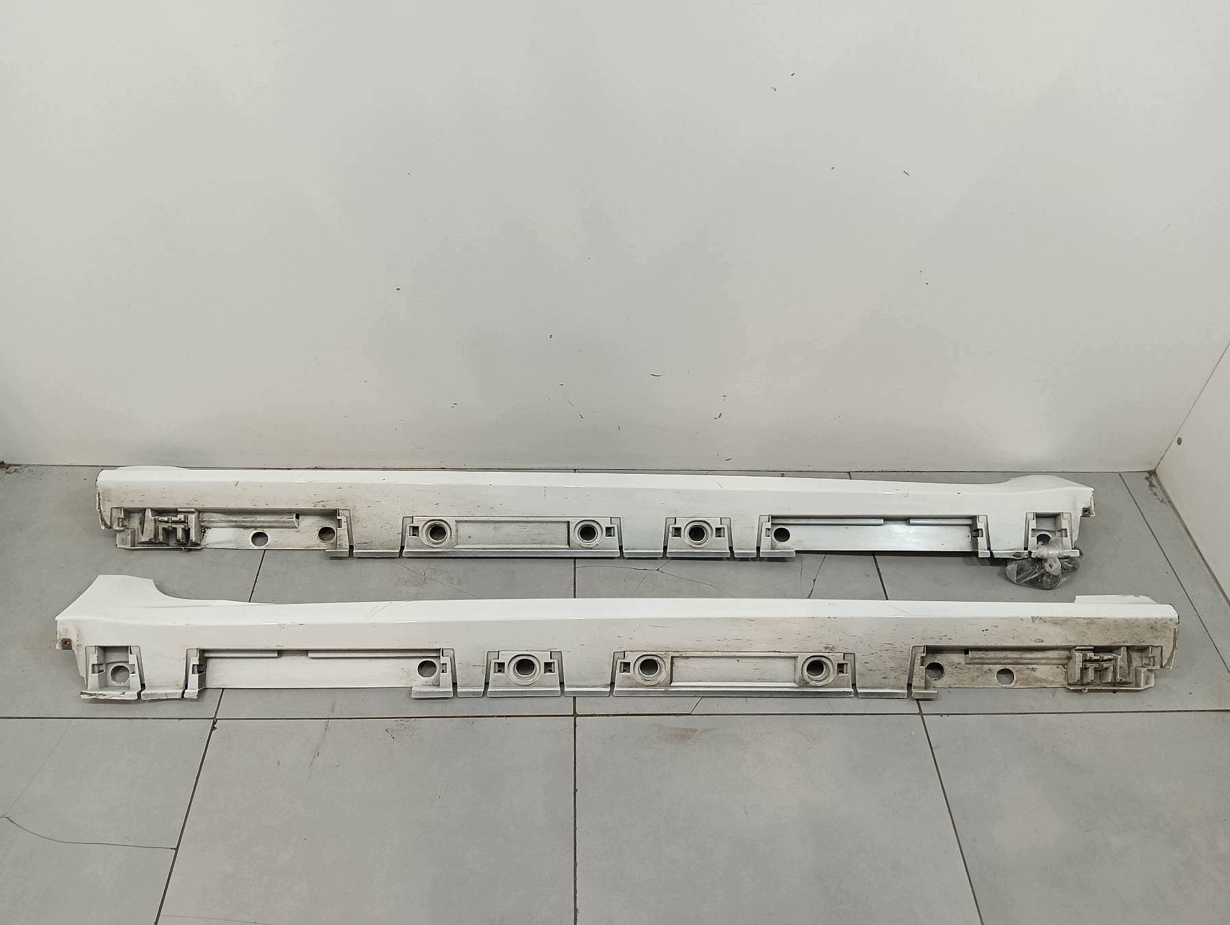 moulding threshold left right cap KPL Toyota Corolla XII (2018-) E21