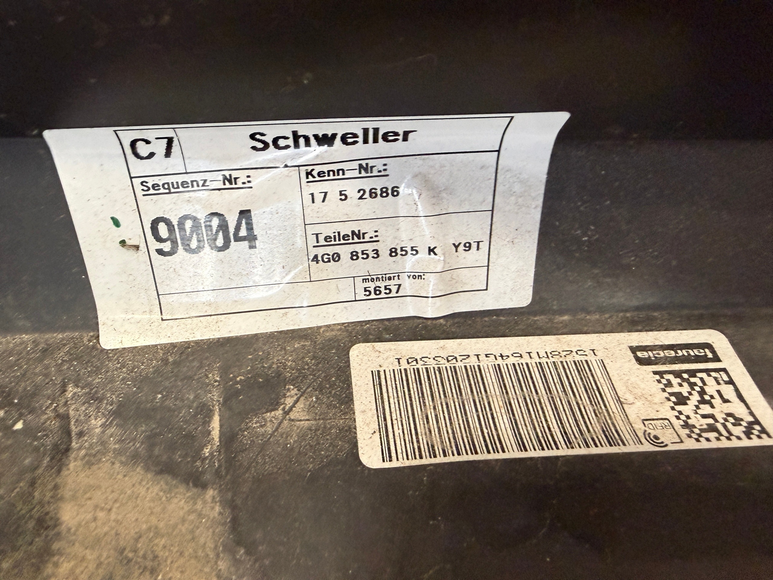 AUDI A6 4G C7 LIFT moulding cap threshold left 4G0853855K LY9T