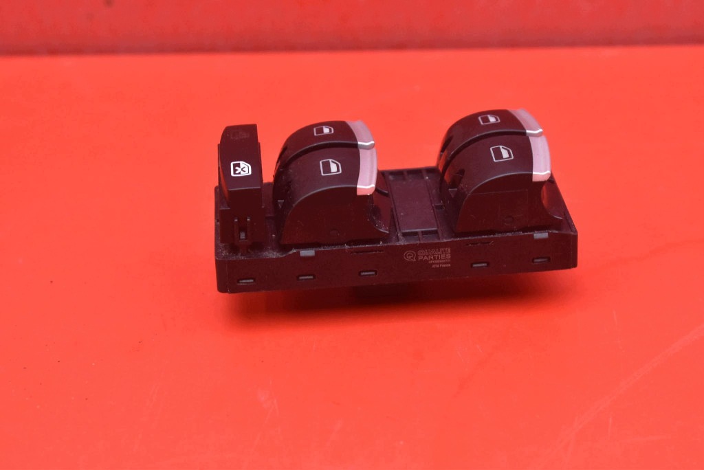 vezérlö panel SZYB EU AUDI A4 B7 SEDAN 04-08