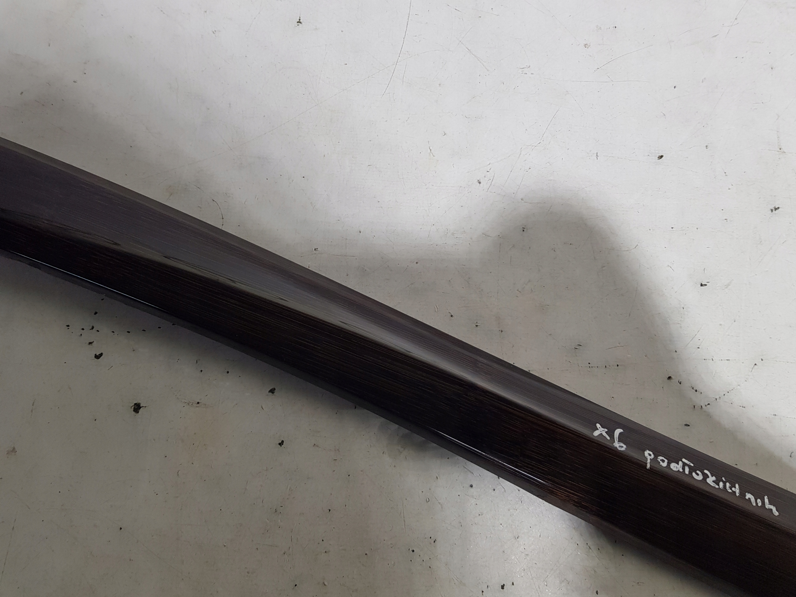 BMW X6 E71 DEKOR moulding TUNELU PODLOKIETNIKA