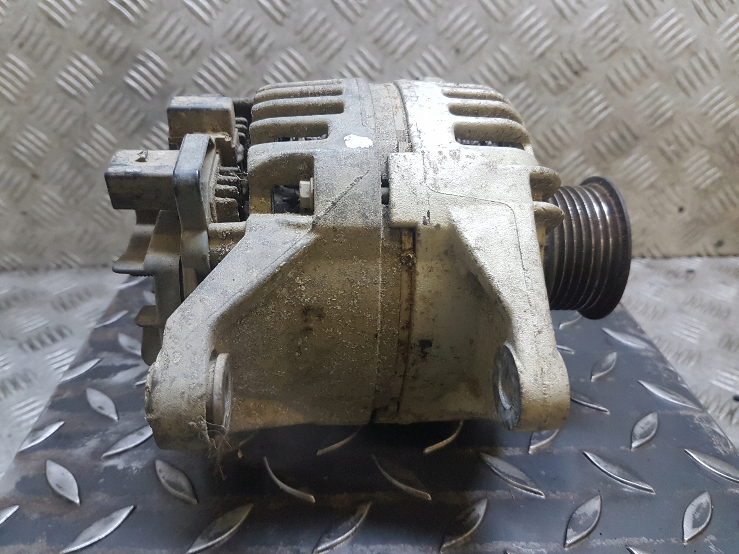 ALTERNATOR IVECO DAILY 4 2.3 D 110 A 0124325053 504009977