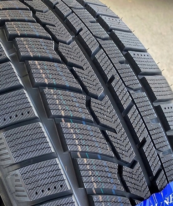 205/45 R16 NOWE opony zimowe WINTER ORYGINAŁ XL Marka Fortune