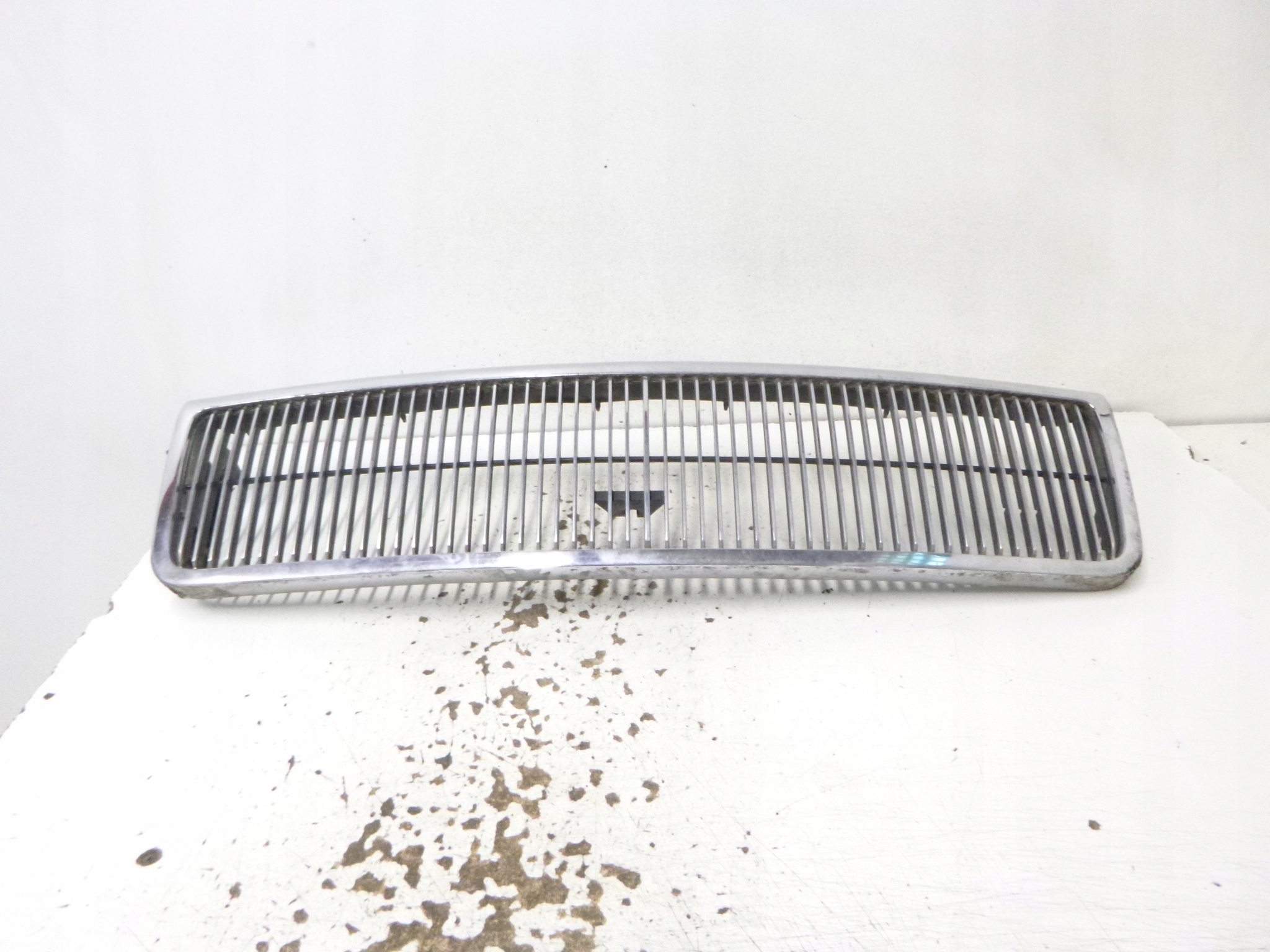 Grill Grill Chrysler Sebring 1991