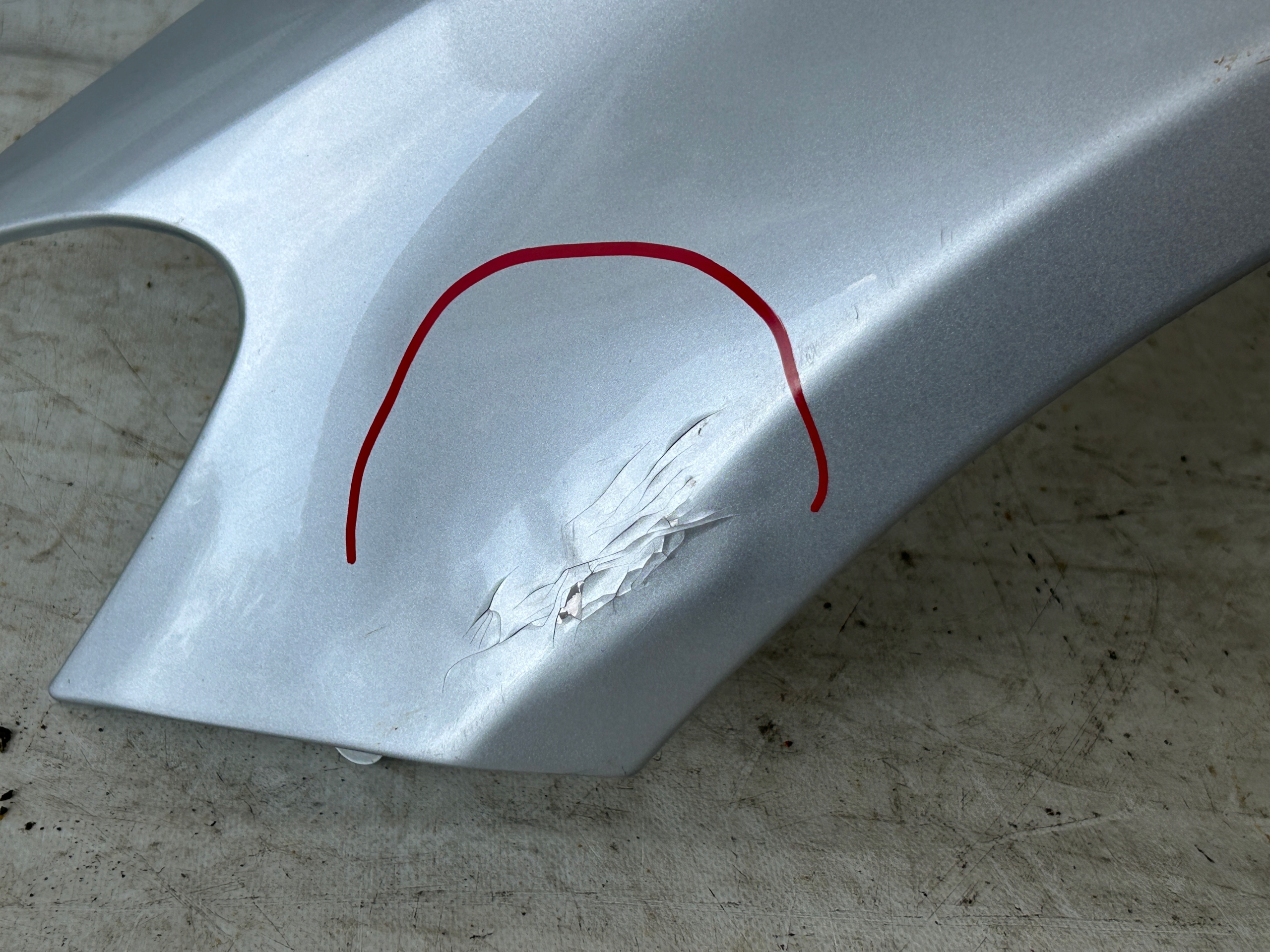 fender left front front MERCEDES C-KLASA 205