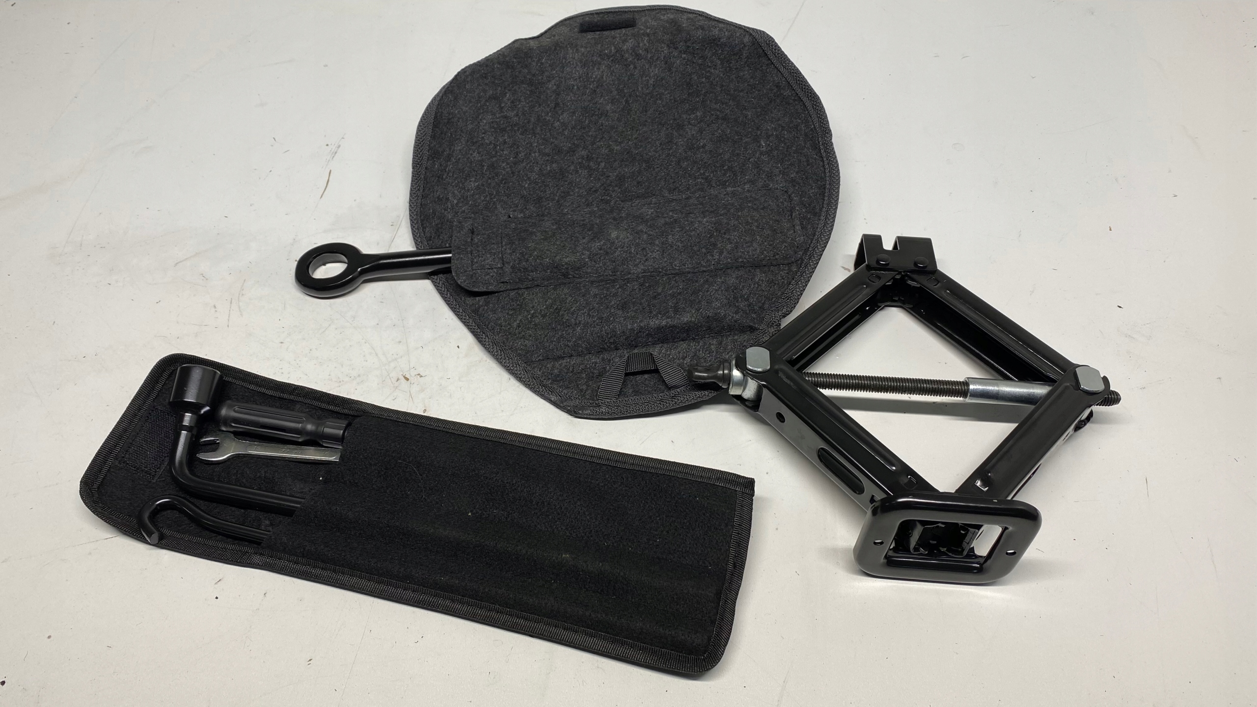 KIA VENGA HYUNDAI IX20 LEWAREK HAK NARZĘDZIA PODNOŚNIK 09-19 Producent Kia OE