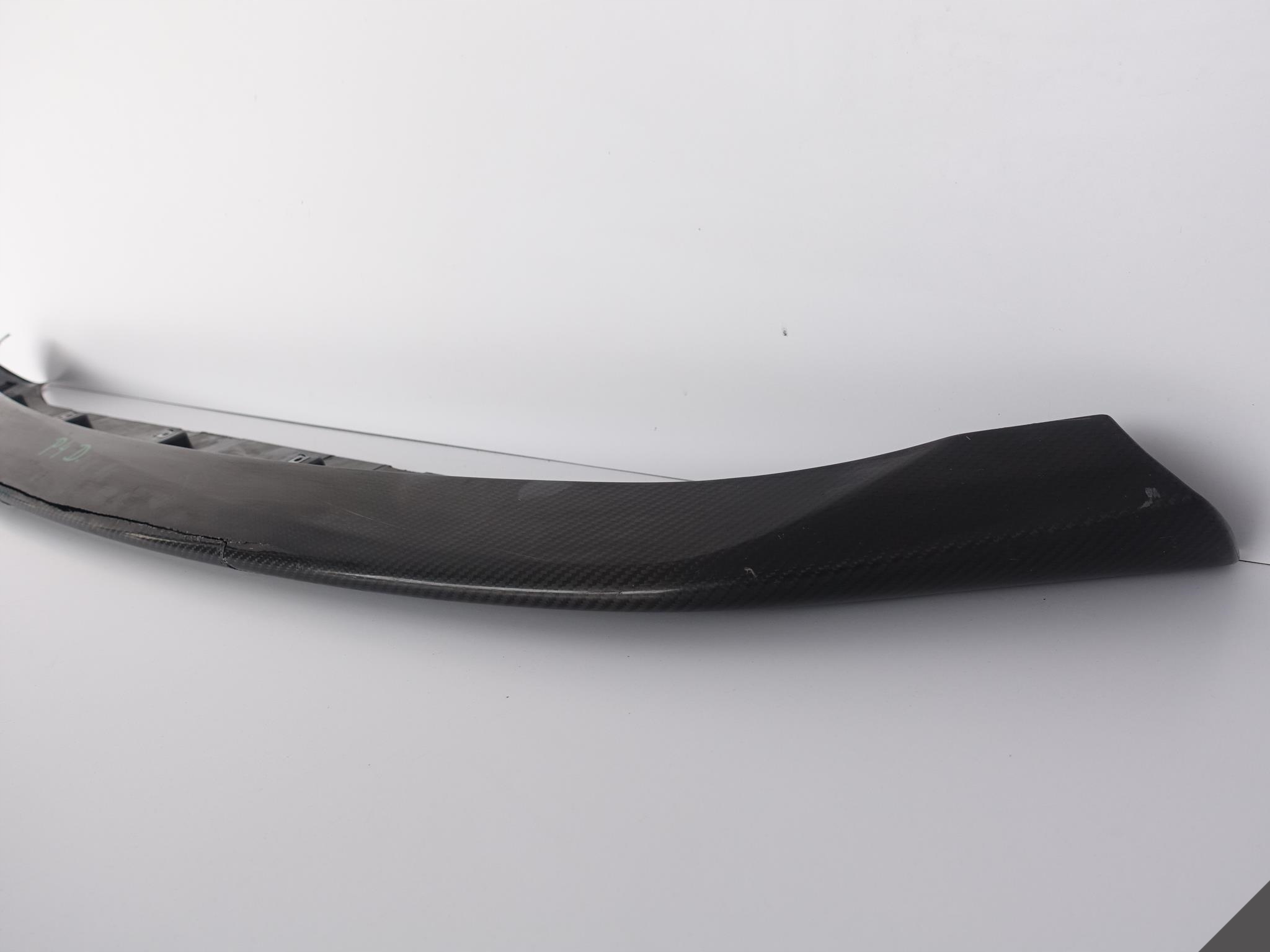 MASERATI LEVANTE TROFEO GTS LIFT CARBON SPOILER