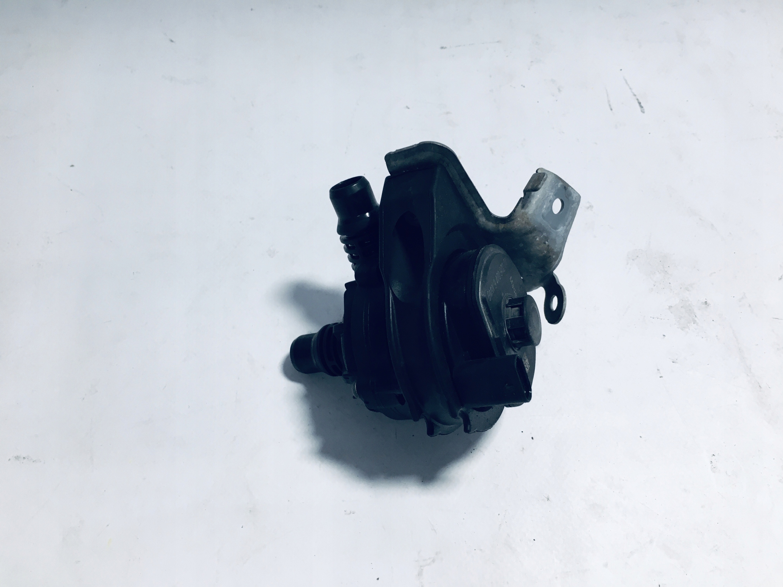 DODATKOWA POMPA WODY BMW 1 F40 1 5 i 9470972