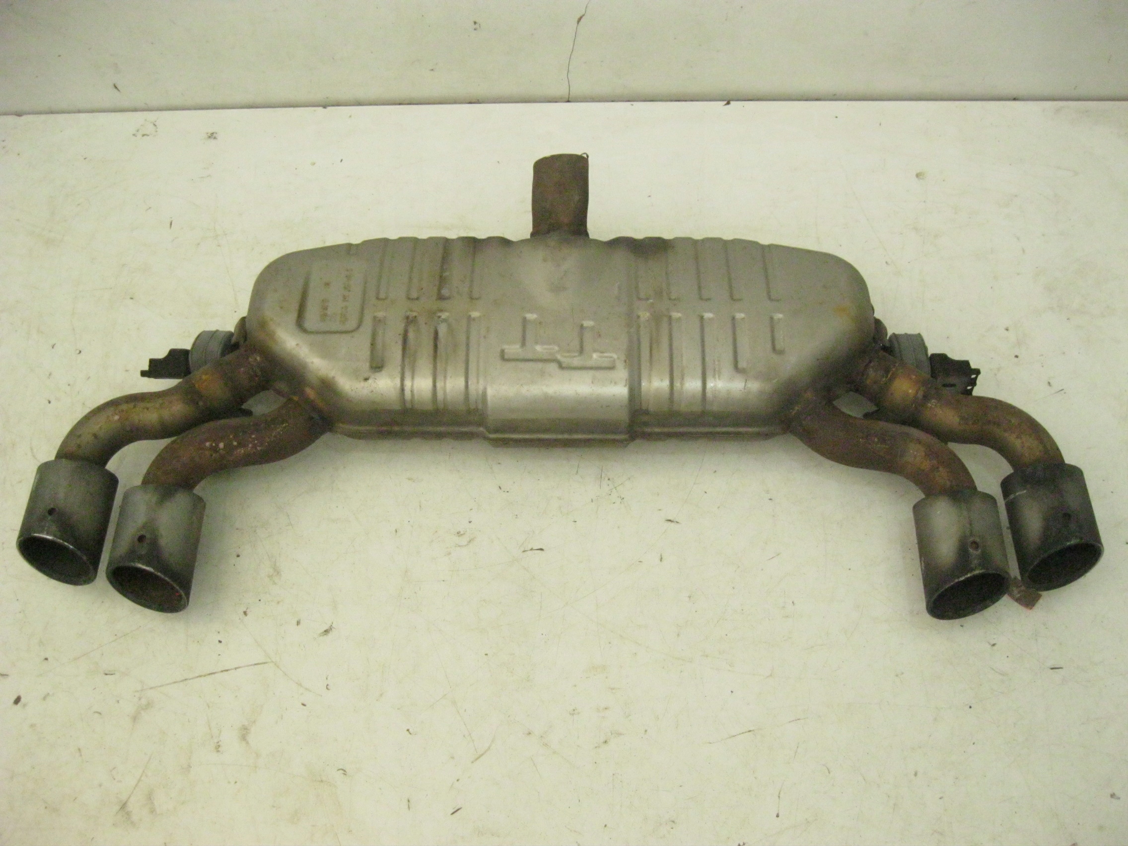 AUDI TTS TT 8S CABRIO TFSI WYDECH TŁUMIK