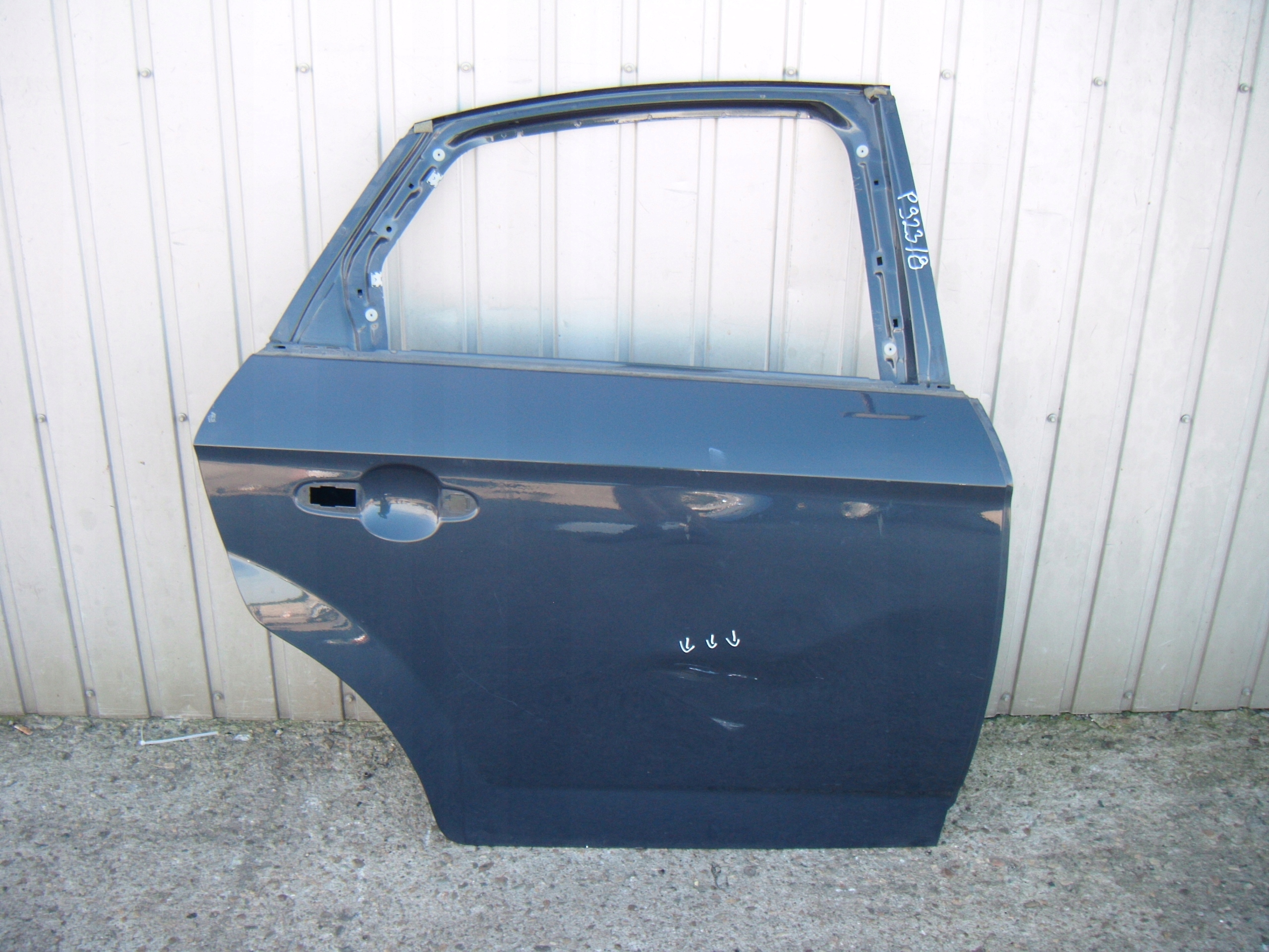 FORD MONDEO MK4 HB SEDAN 07-14 DRZWI PRAWY TYŁ