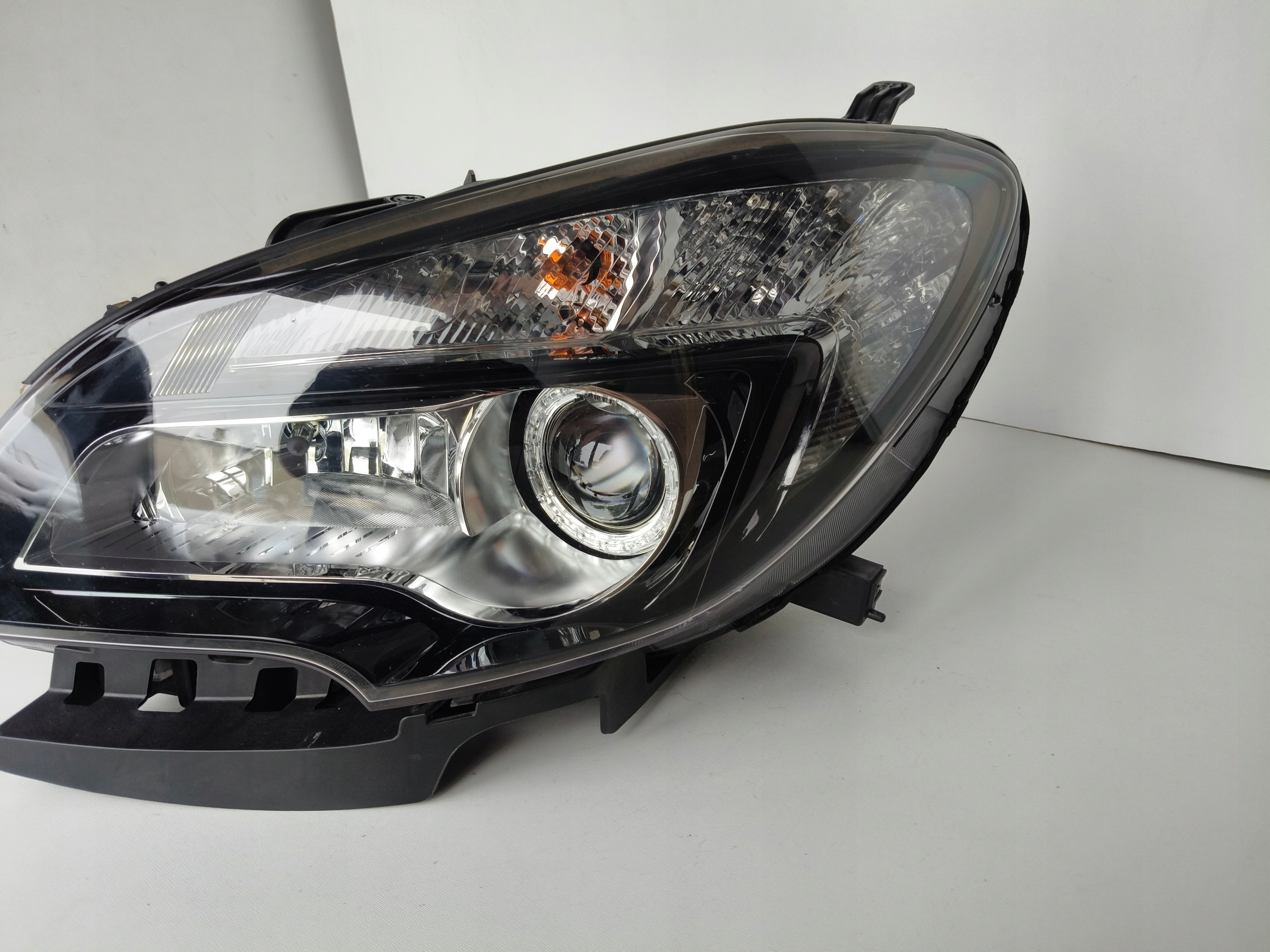 LIGHT LEFT REFLEKTOR OPEL MOKKA 12-16 XENON POSITIONING