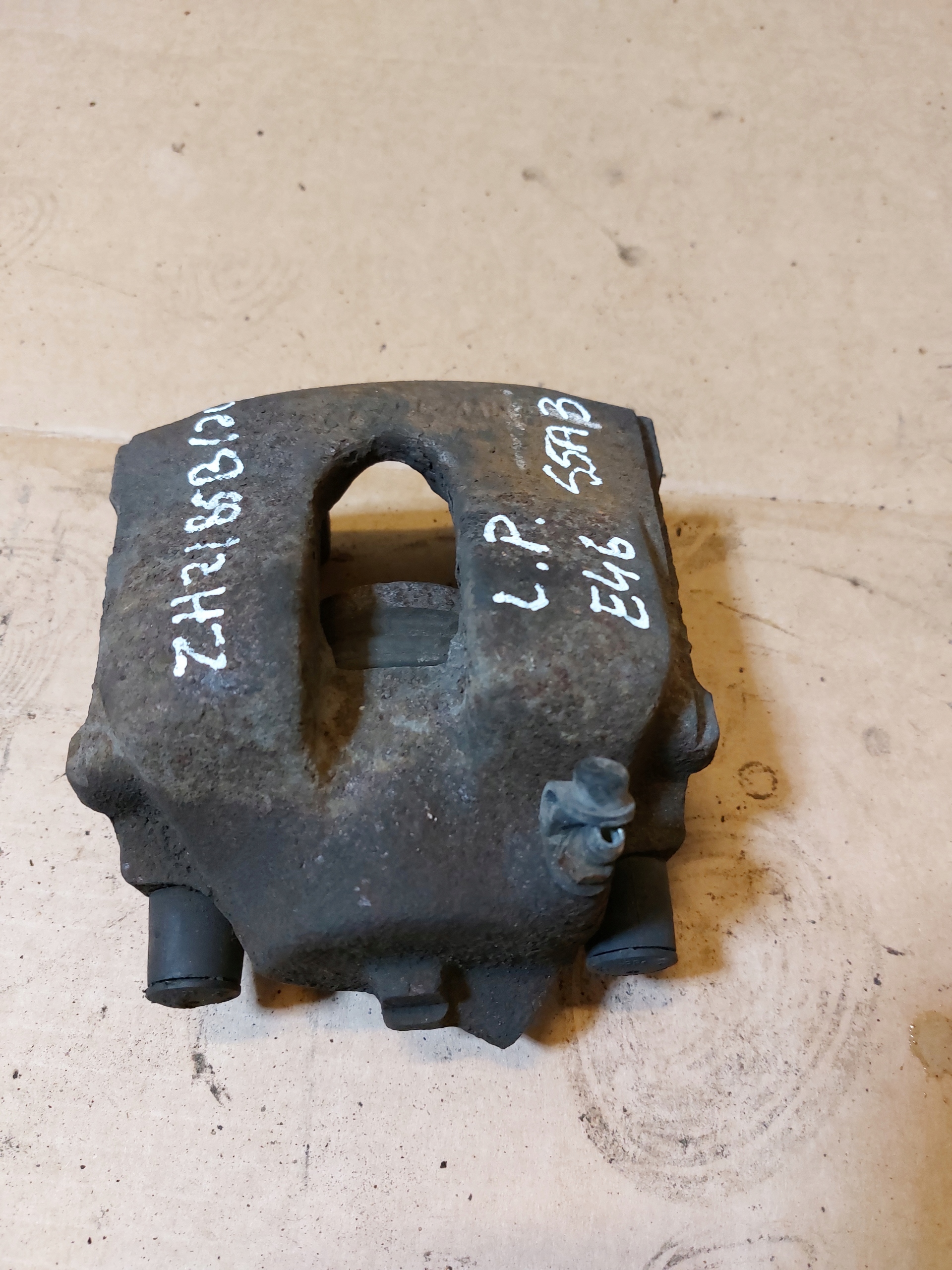strmeň Brzdový ľavý predok BMW E46