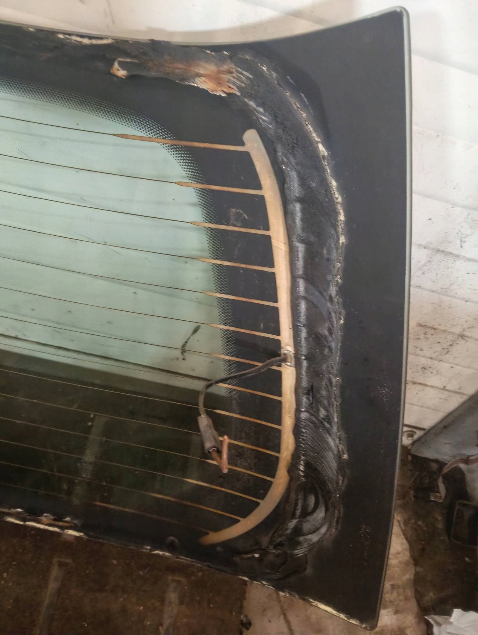 window rear part bonnet boot OPEL ASTRA H LIFT