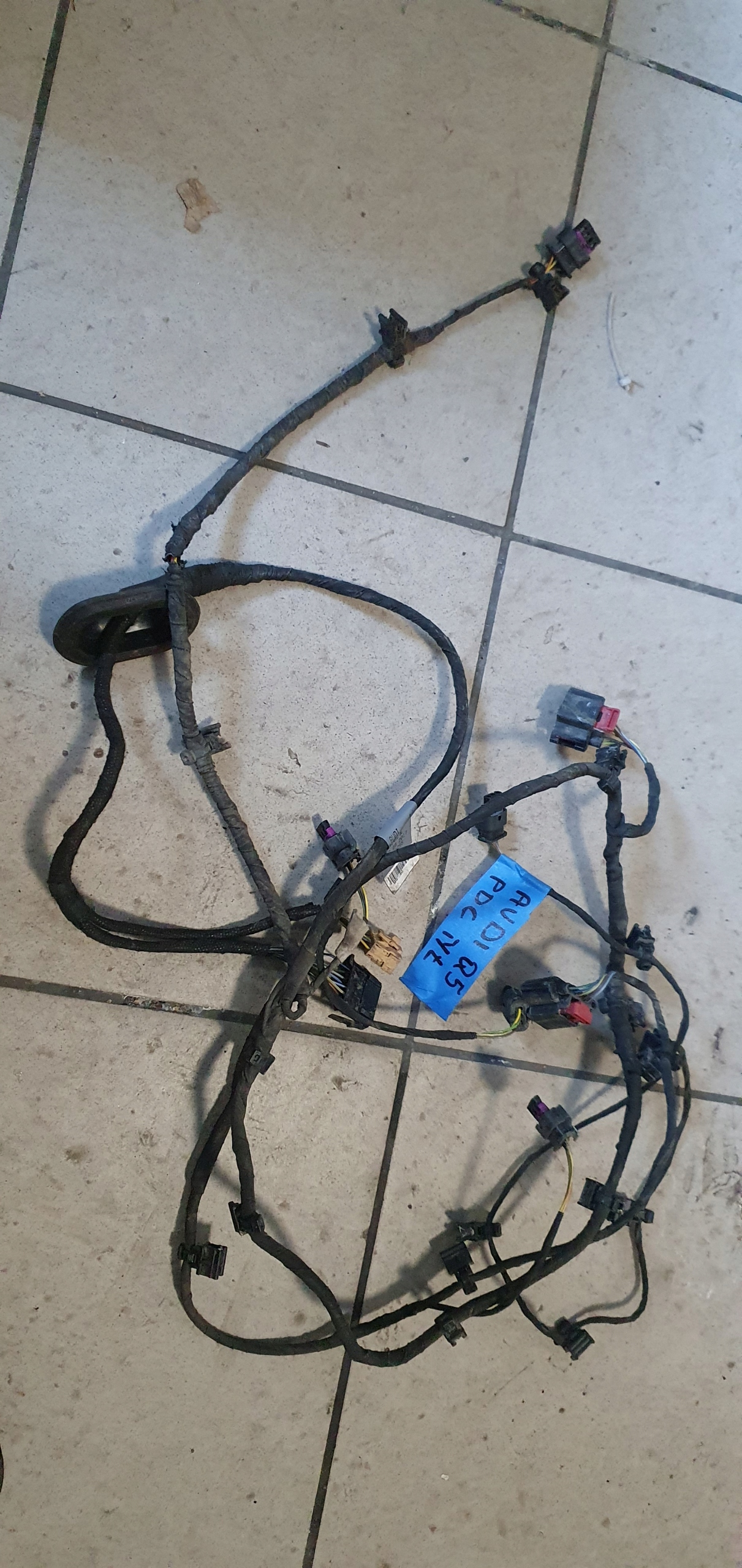 80A971104G - AUDI Q5 80A установка заднього бампера