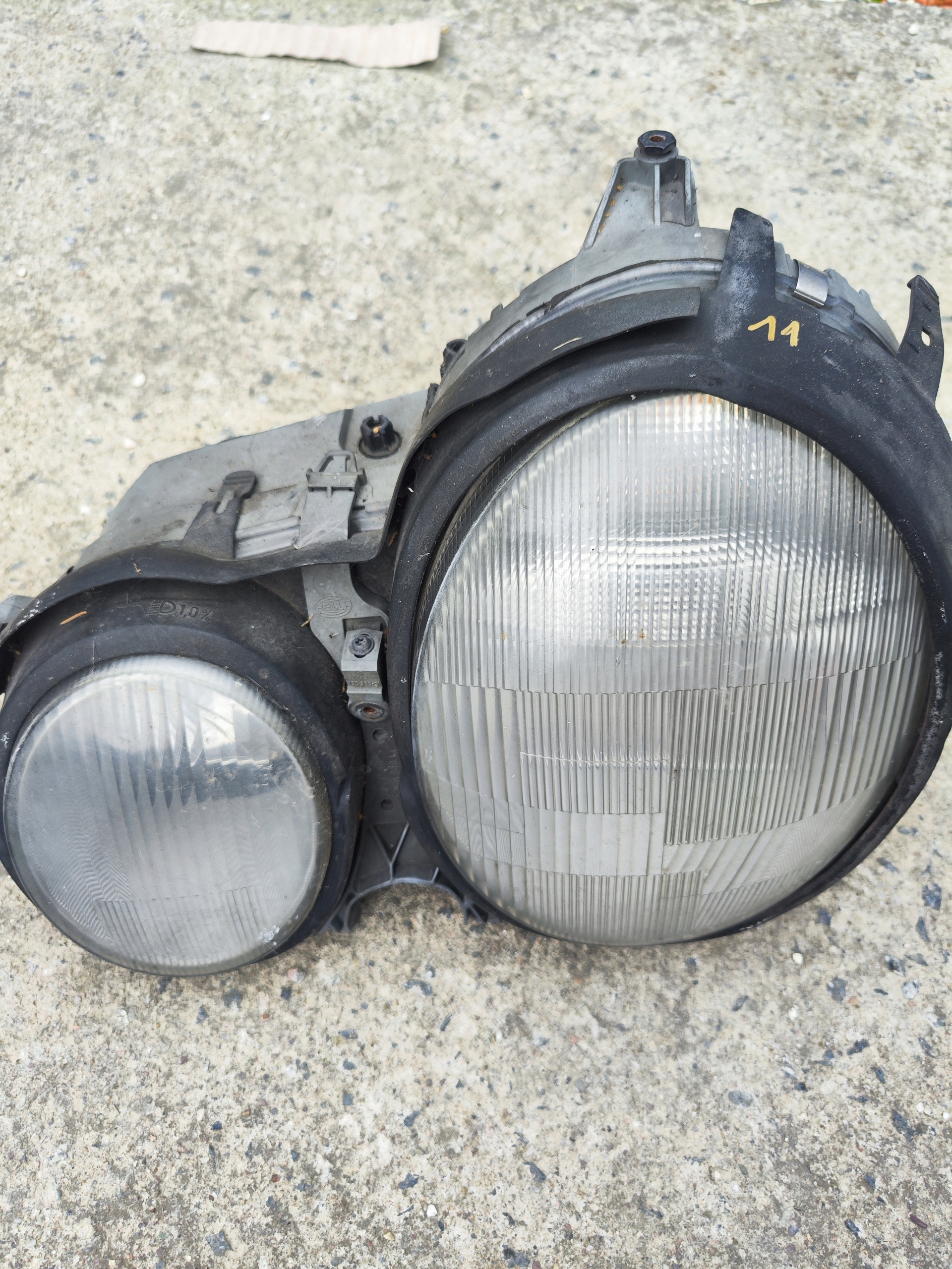 MERCEDES E-KLASA W210 REFLEKTOR left light front left front