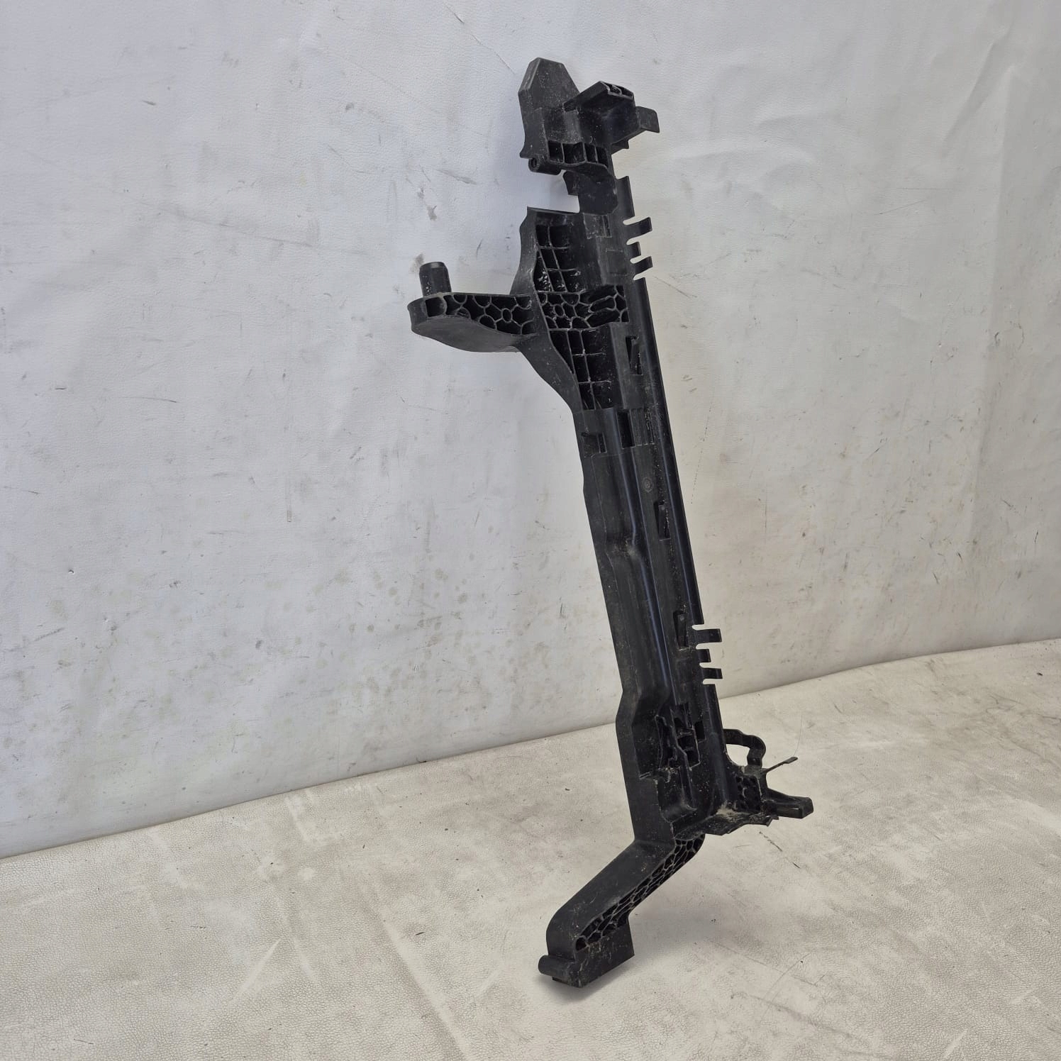 MERCEDES VITO III 3 W447 14-> Poignée Support plaque Radiateur