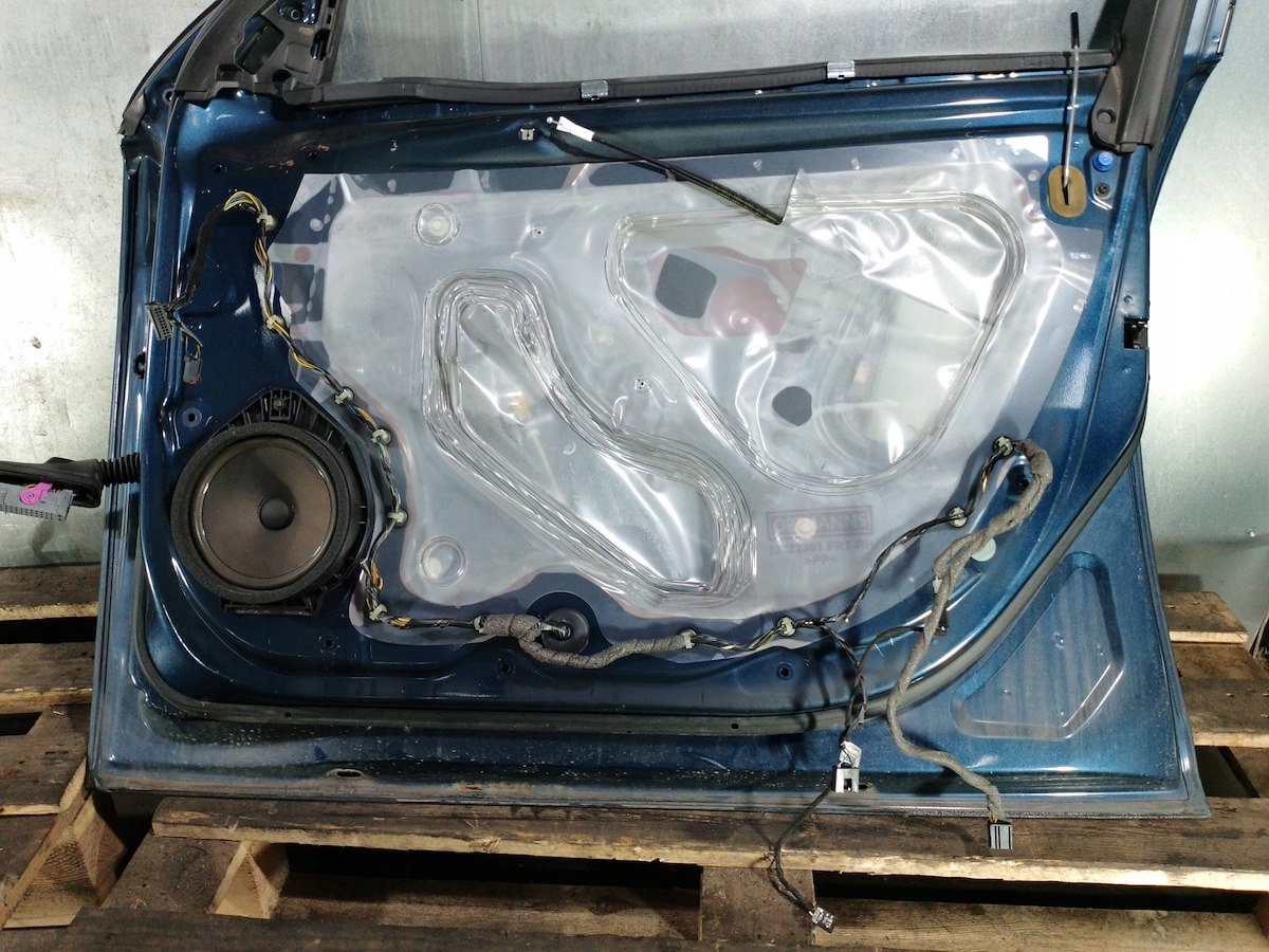 DRZWI PRAWY PRZÓD OPEL INSIGNIA Z22A HATCHBACK Typ samochodu Samochody osobowe