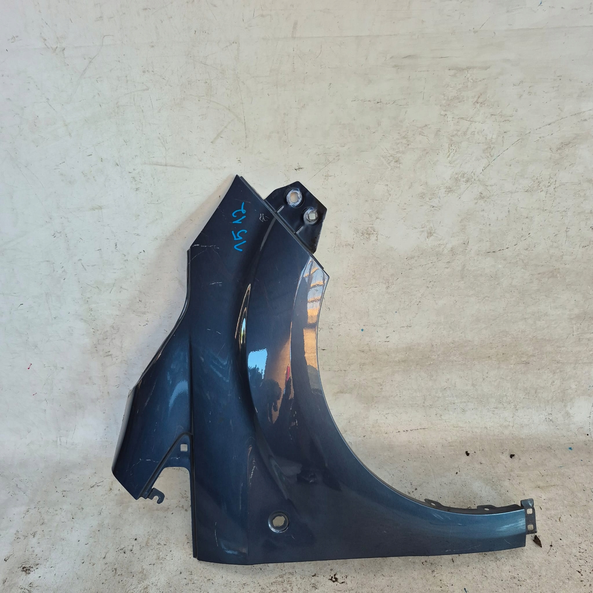 FORD TRANSIT COURIER 14- fender right front front