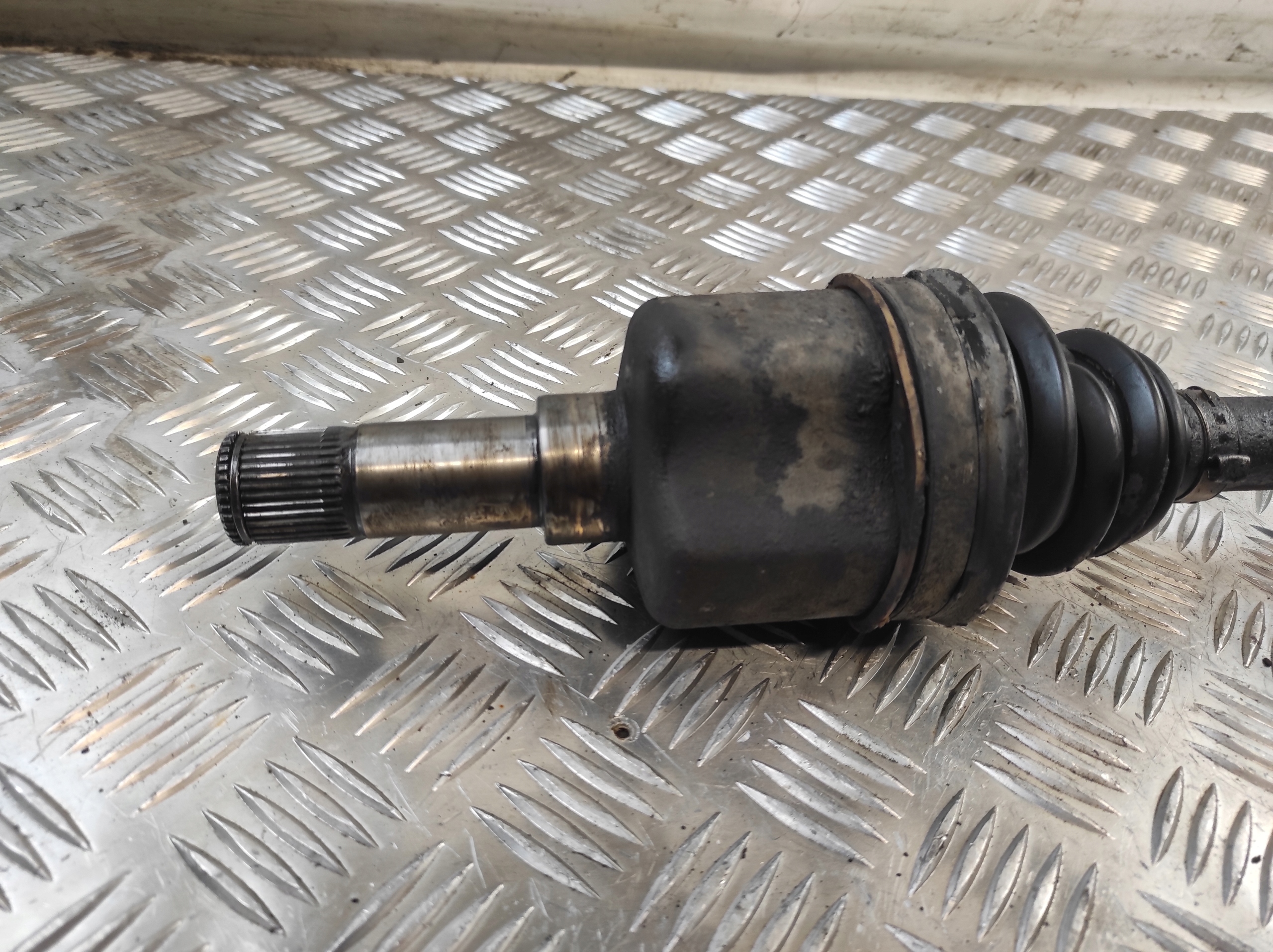semi-axis left short. FORD TRANSIT MK6 VI 1.6 D