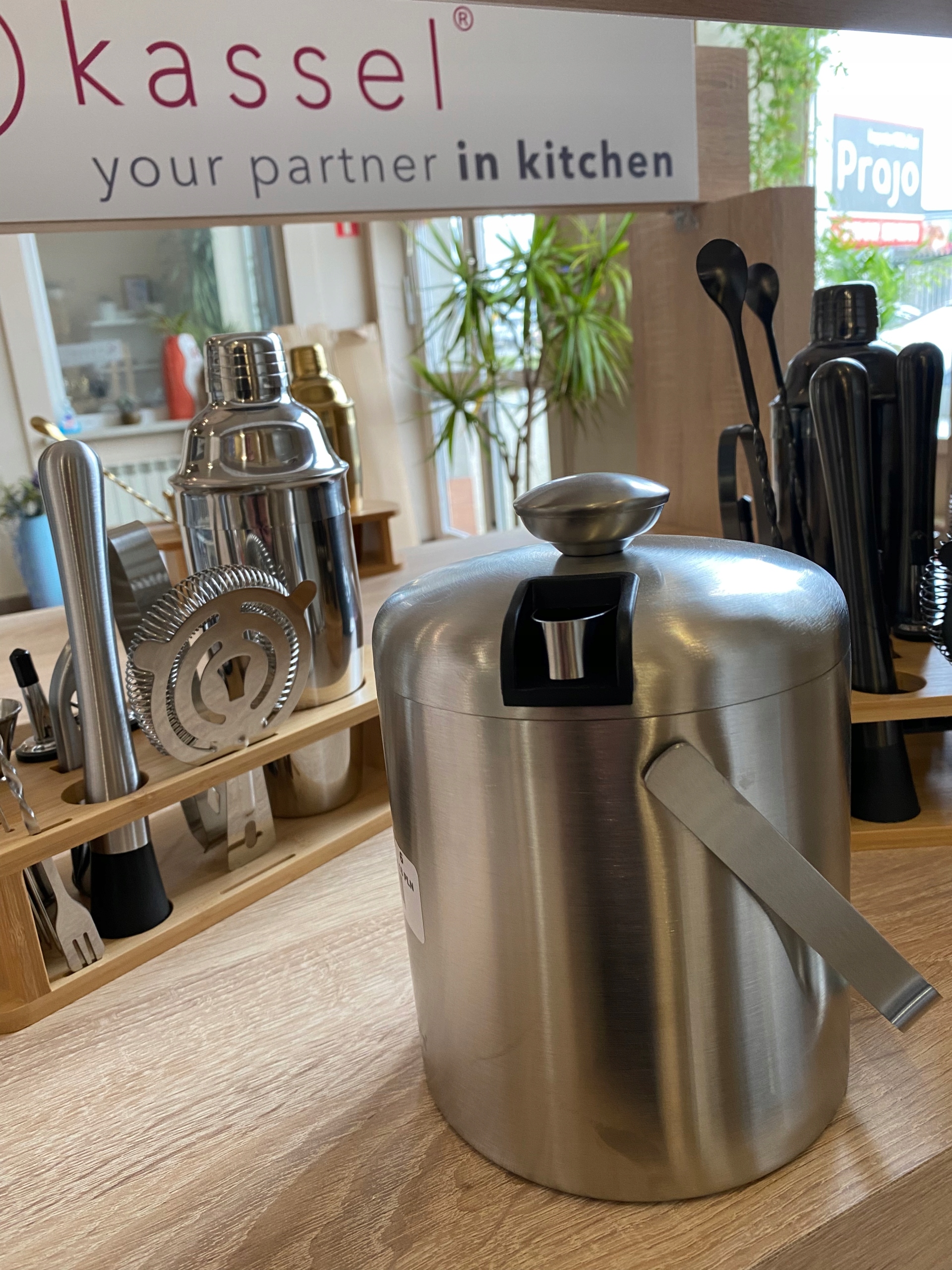 Wiaderko do lodu TERMOS ze szczypcami satyna BAR EAN (GTIN) 5908287275799