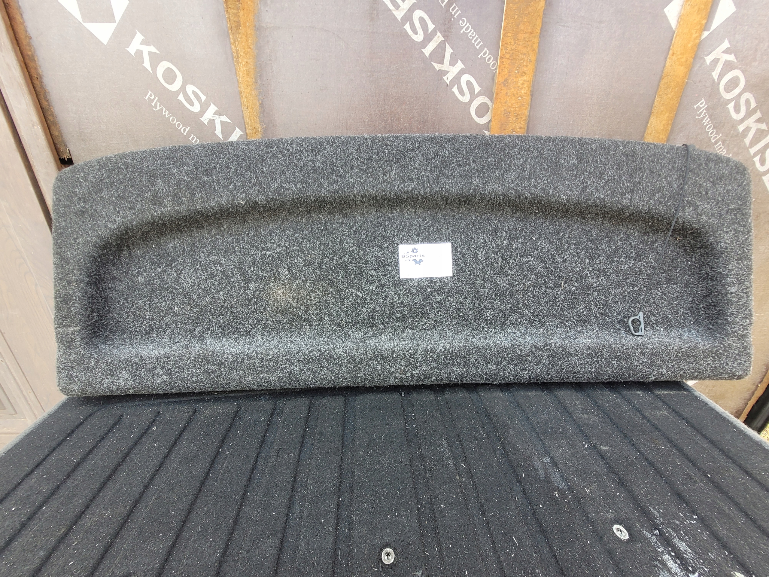 CORSA D 5D ПОЛИЦЯ БАГАЖНИКА 13283539 5 ДВЕРЕЙ