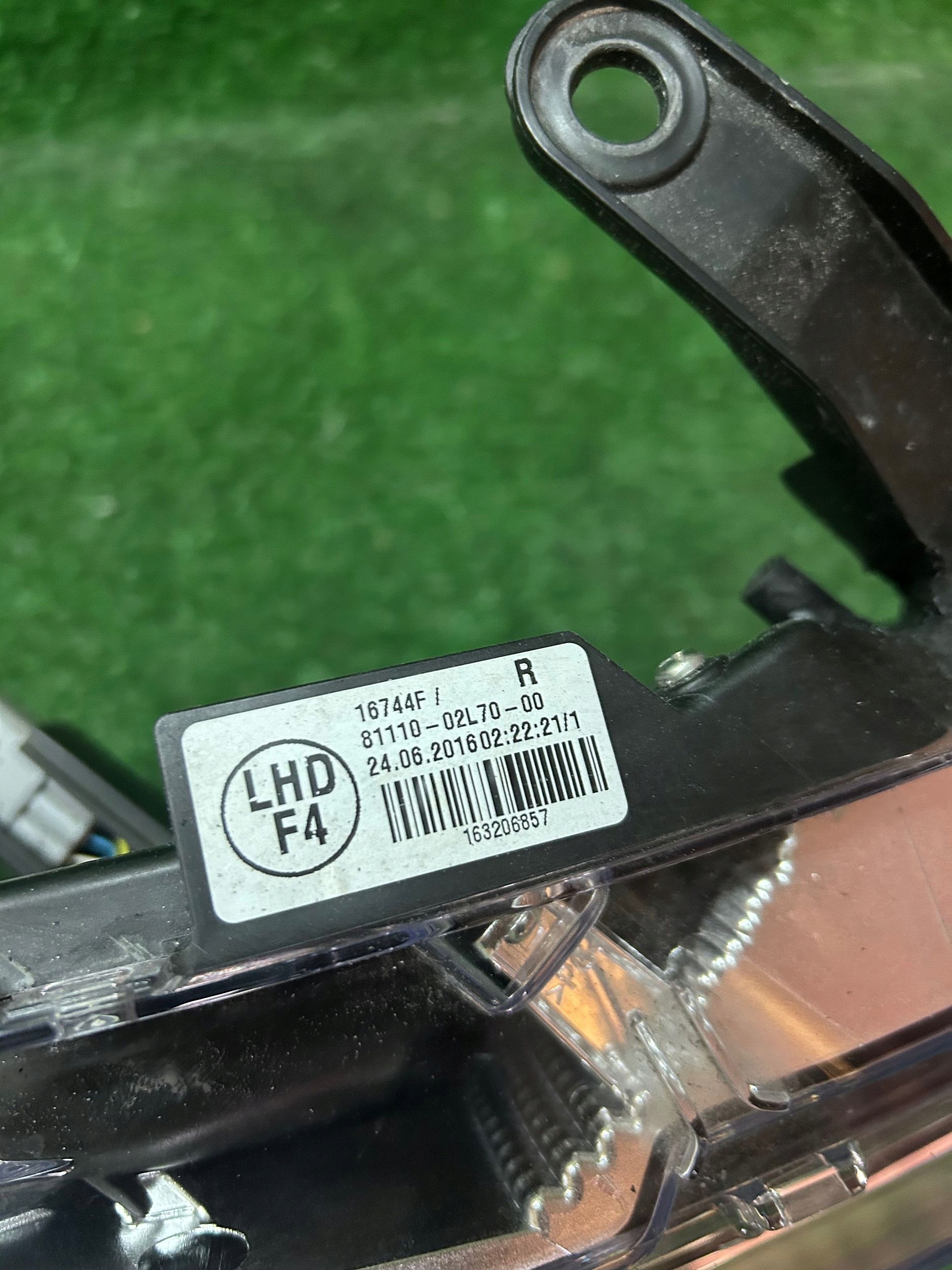 REFLEKTOR right TOYOTA COROLLA E16 LIFT E18 NR.R297