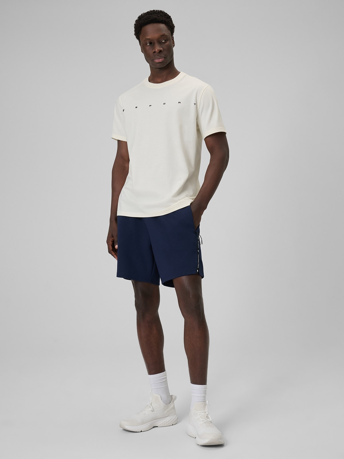 4F Kraťasy Tmavě Modré Regular XXL