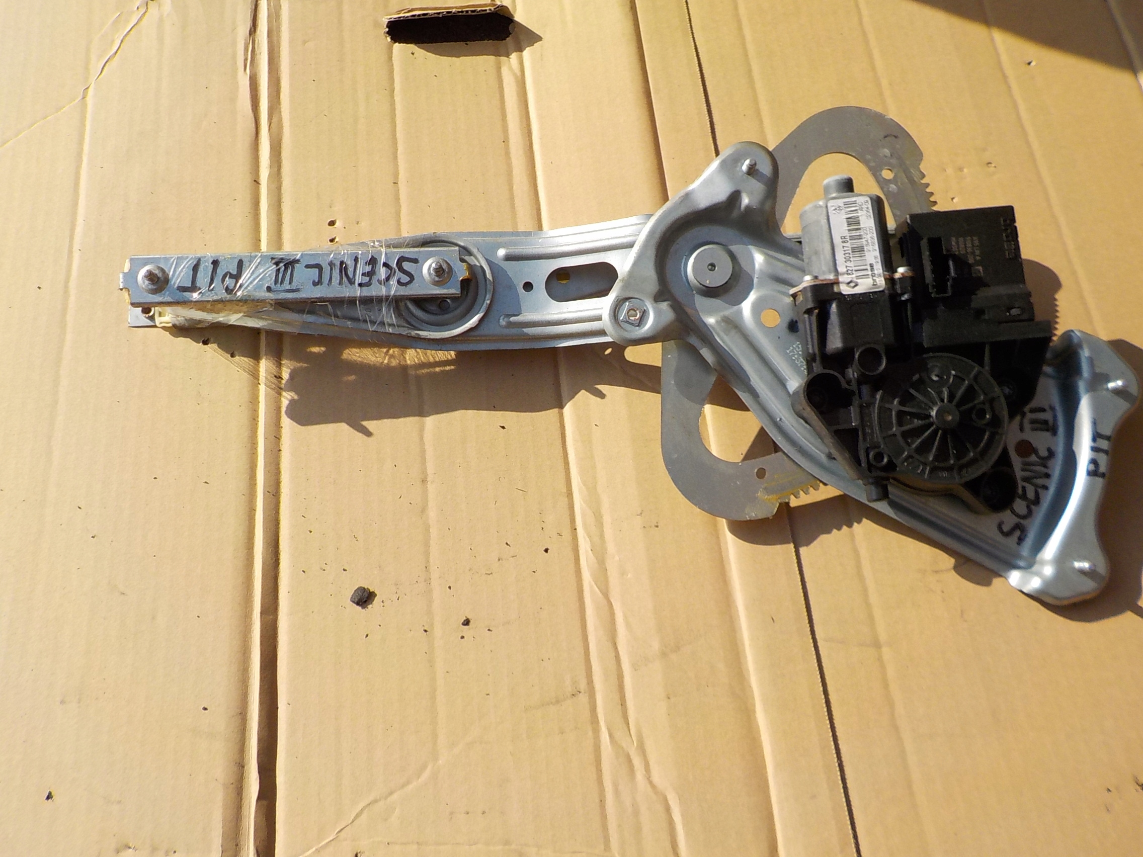 window regulator right rear part renault scenic III 827303178R