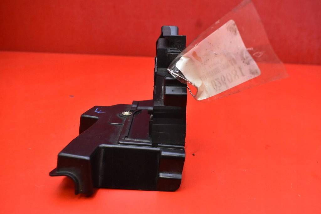 lock door left front front EU 3M5A-R21813EL FORD FOCUS C-MAX 1 and 03-07