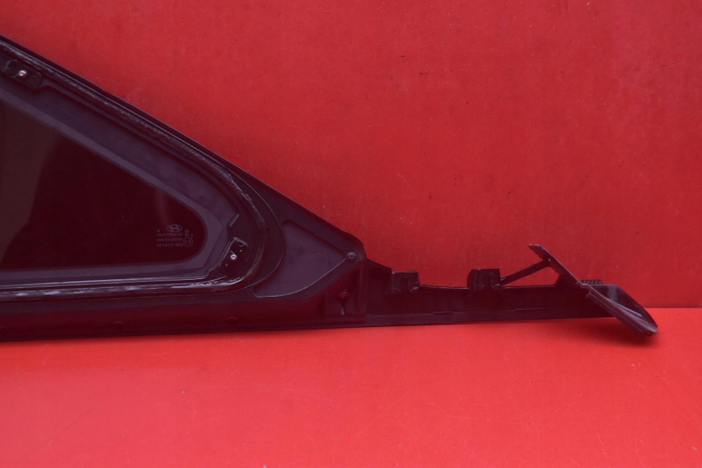 window bodywork right rear part 87820-M5000 HYUNDAI NEXO 18