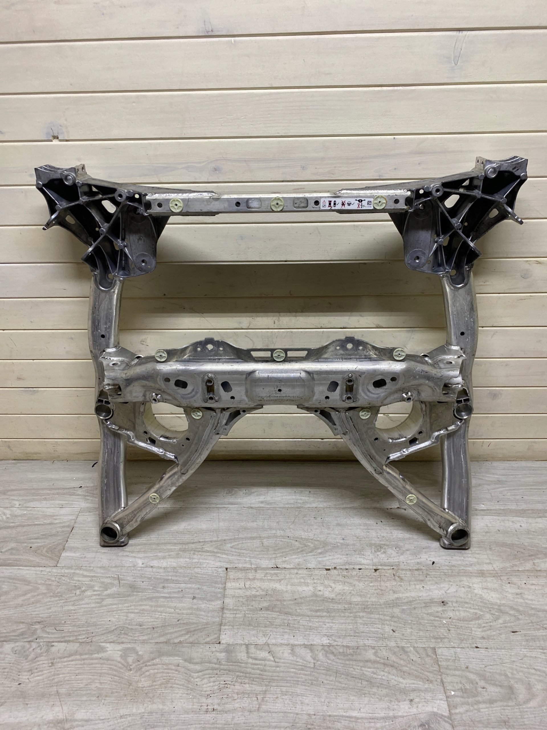subframe sider below engine BMW 5 G30 7 G11 6861106