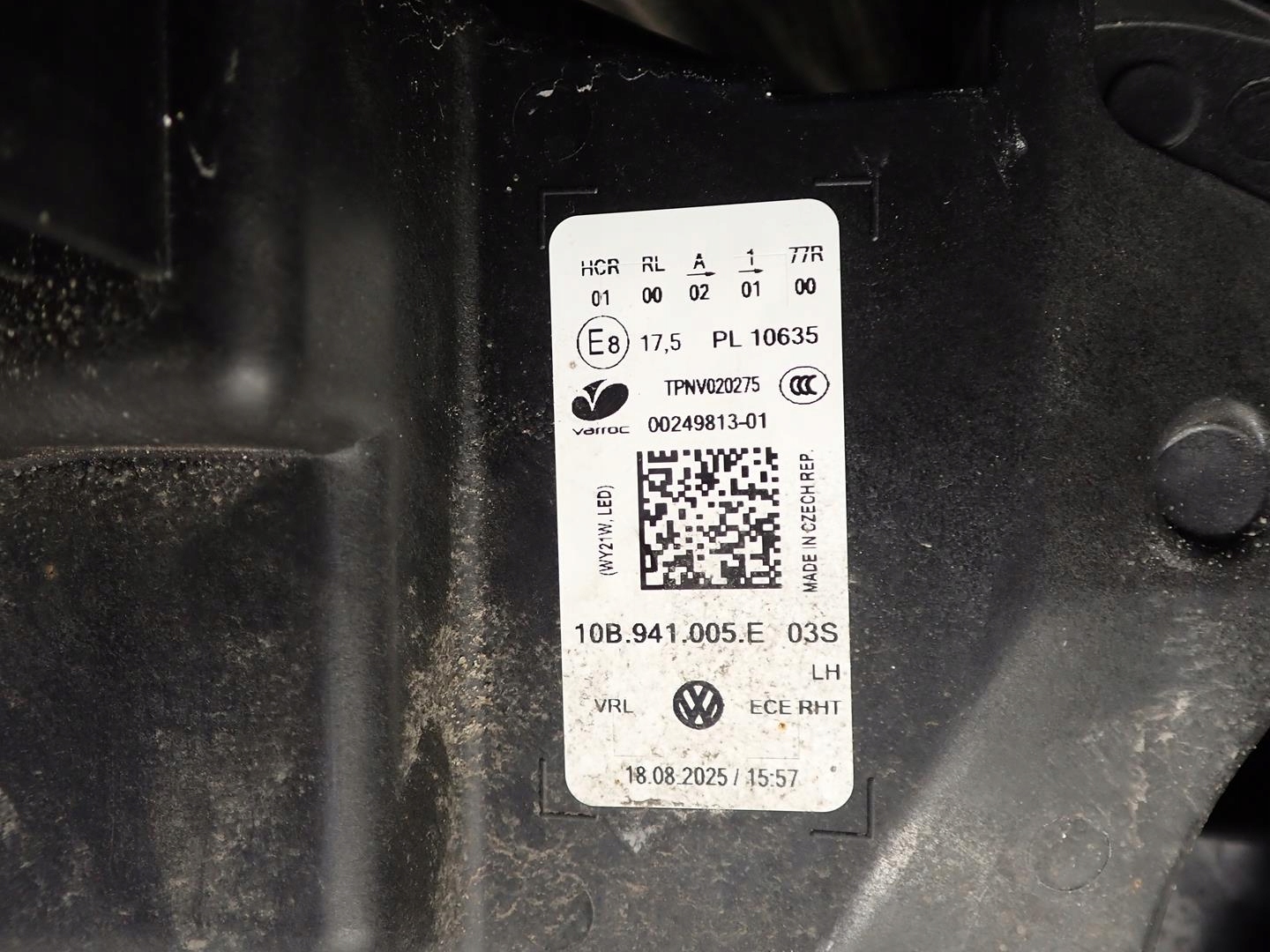 Licht vorne vorne links VW ID3 2020- FULL LED 10B941005E