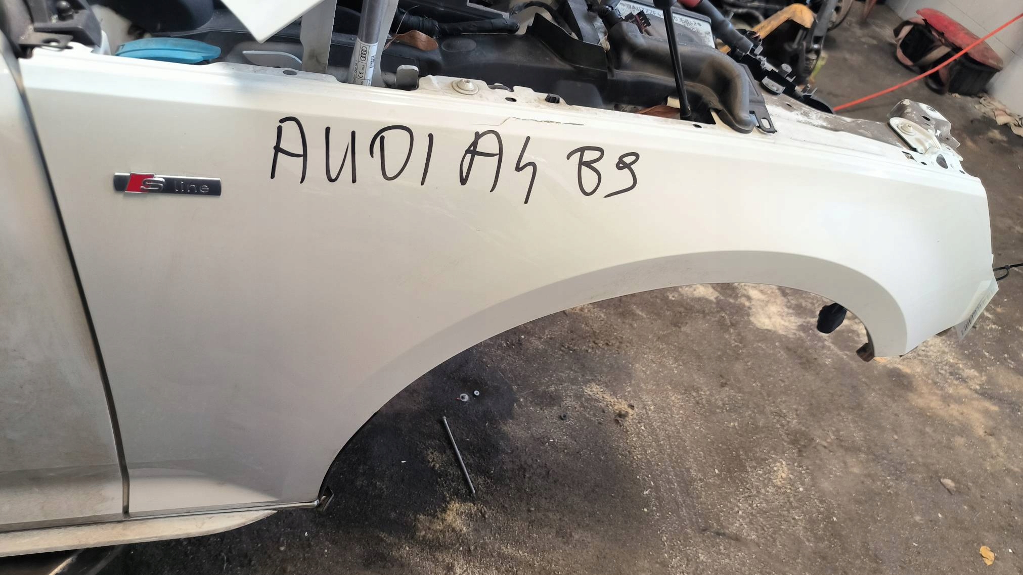 fender right front LS9R AUDI A4 B9 S-LINE