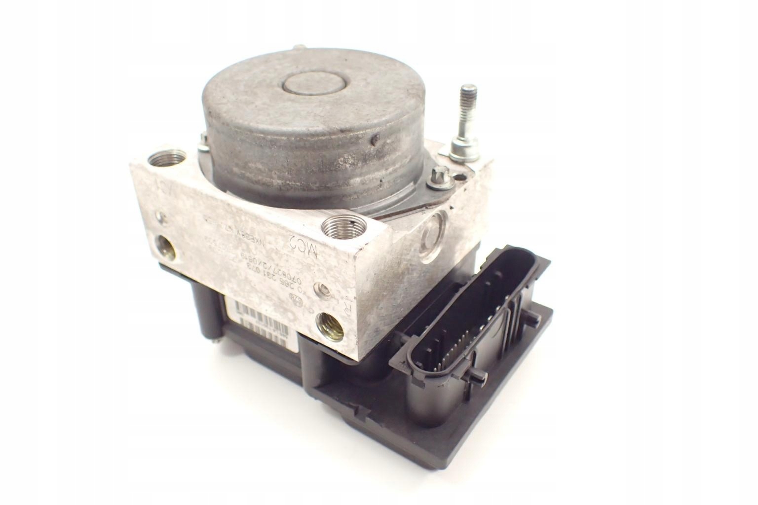 111684 - BMW F 650 700 800 GS 08-13 тормозной насос ABS