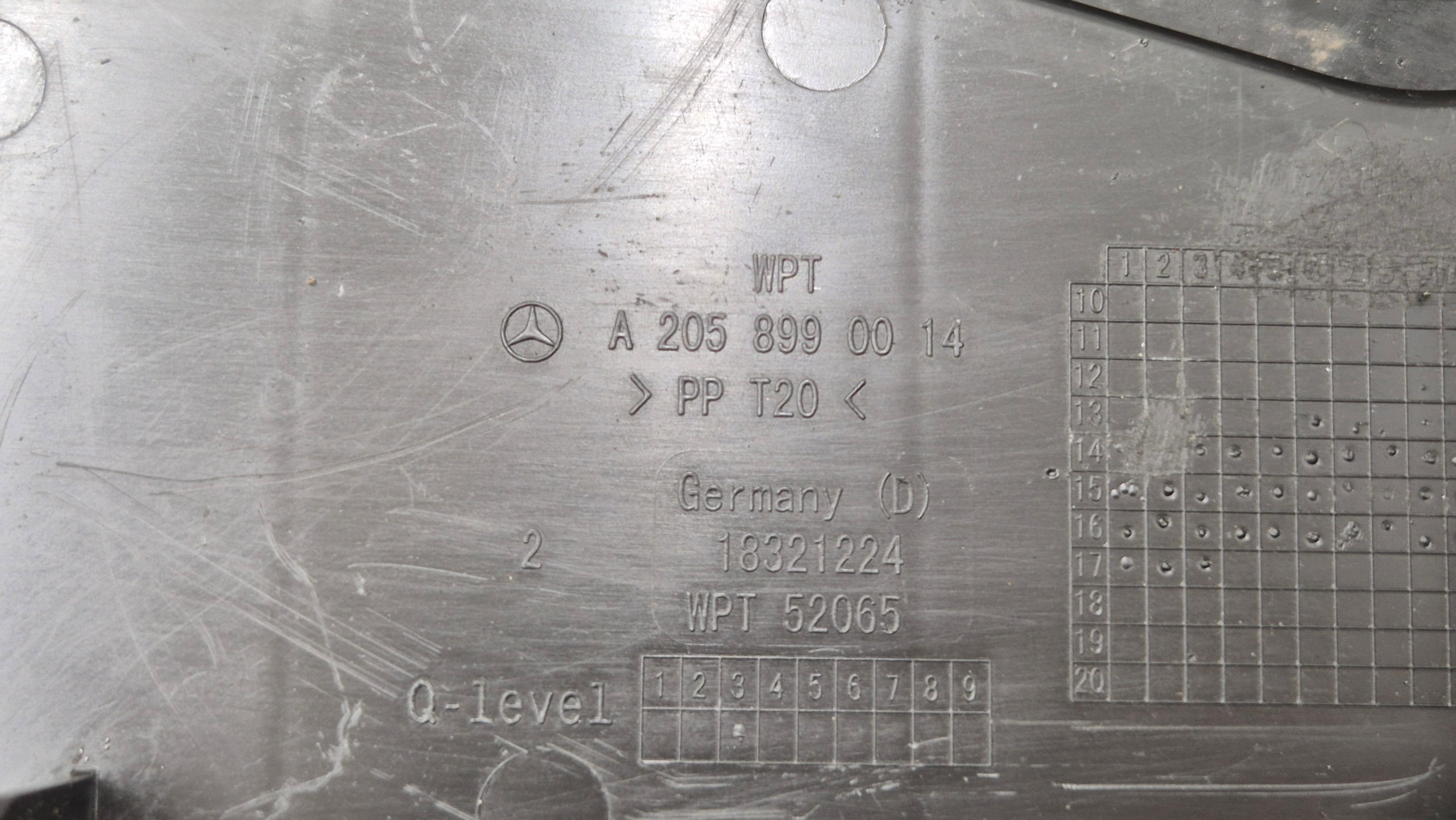 boot floor well MERCEDES W205 A2058990014