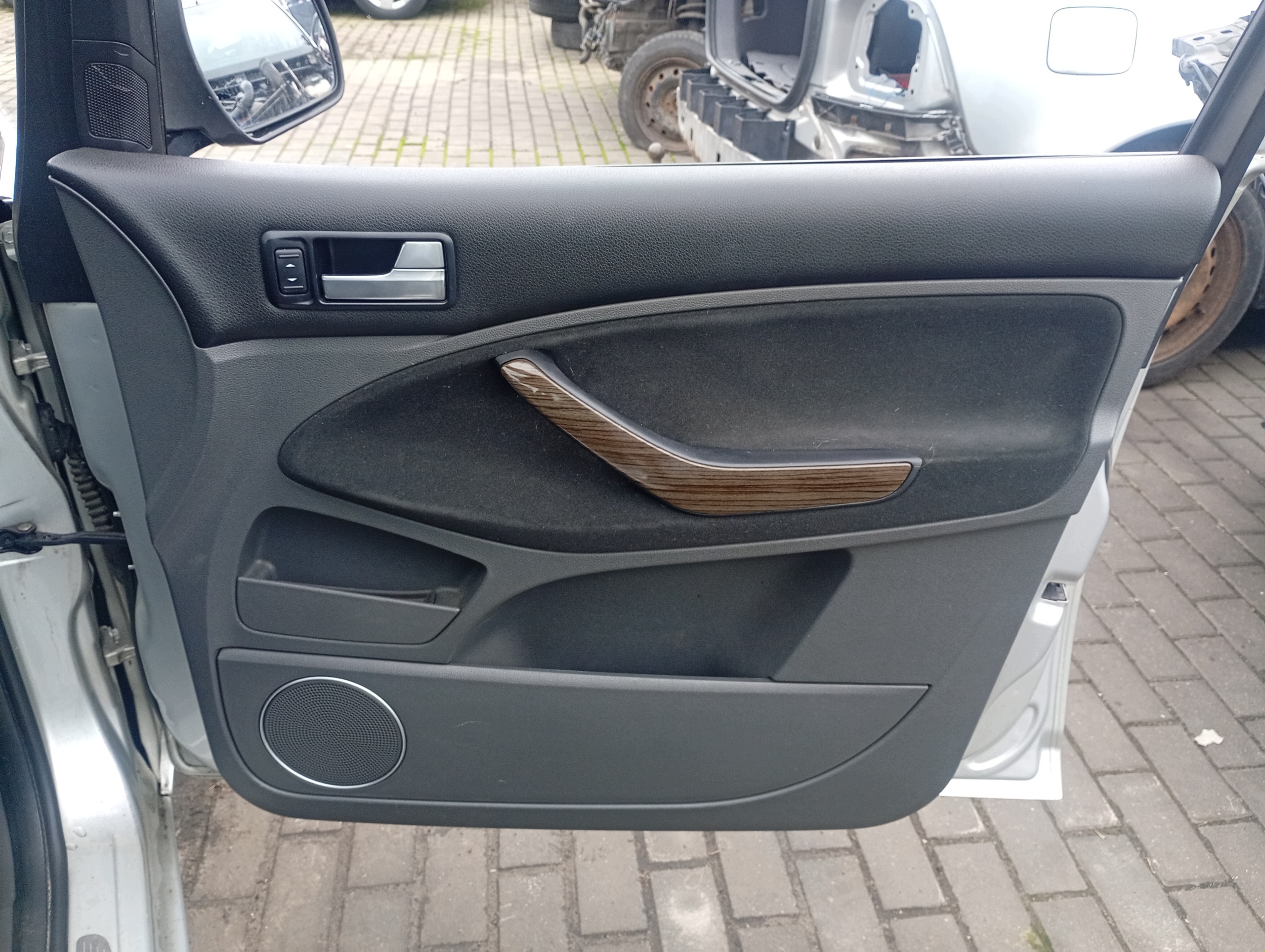tapacír pravá Bok pravý predok Ford C-MAX 1 a FL 07-11