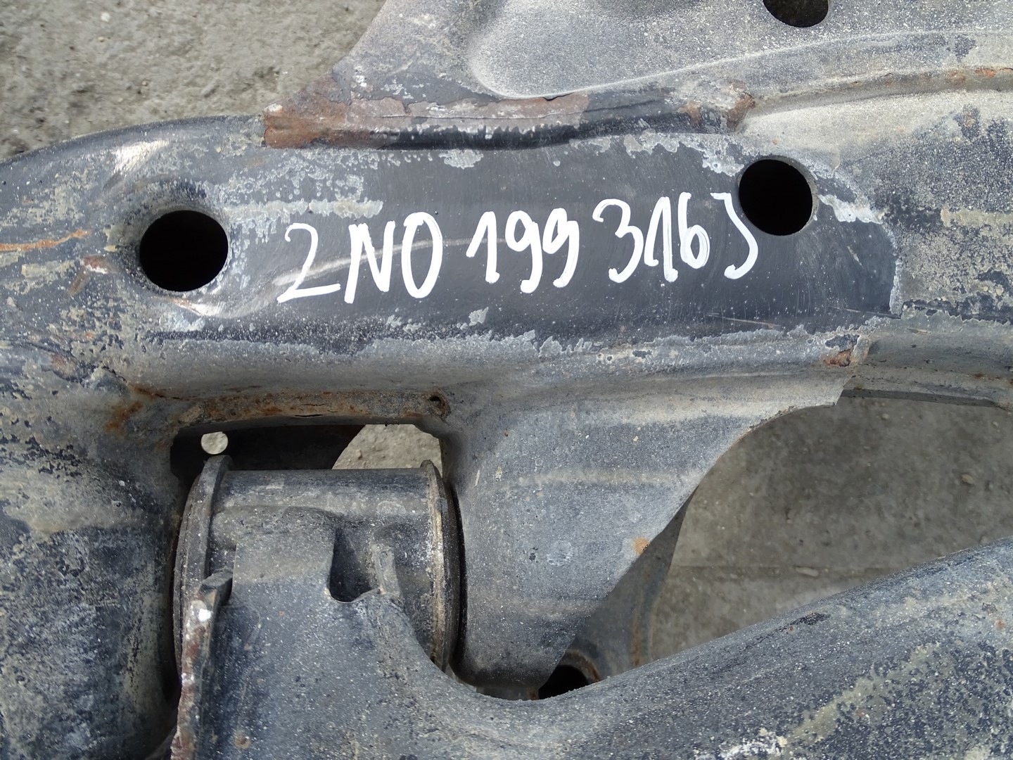 axle beam subframe axle beam front front CRAFTER II MAN TGE 2.0 TDI 2N0199316J