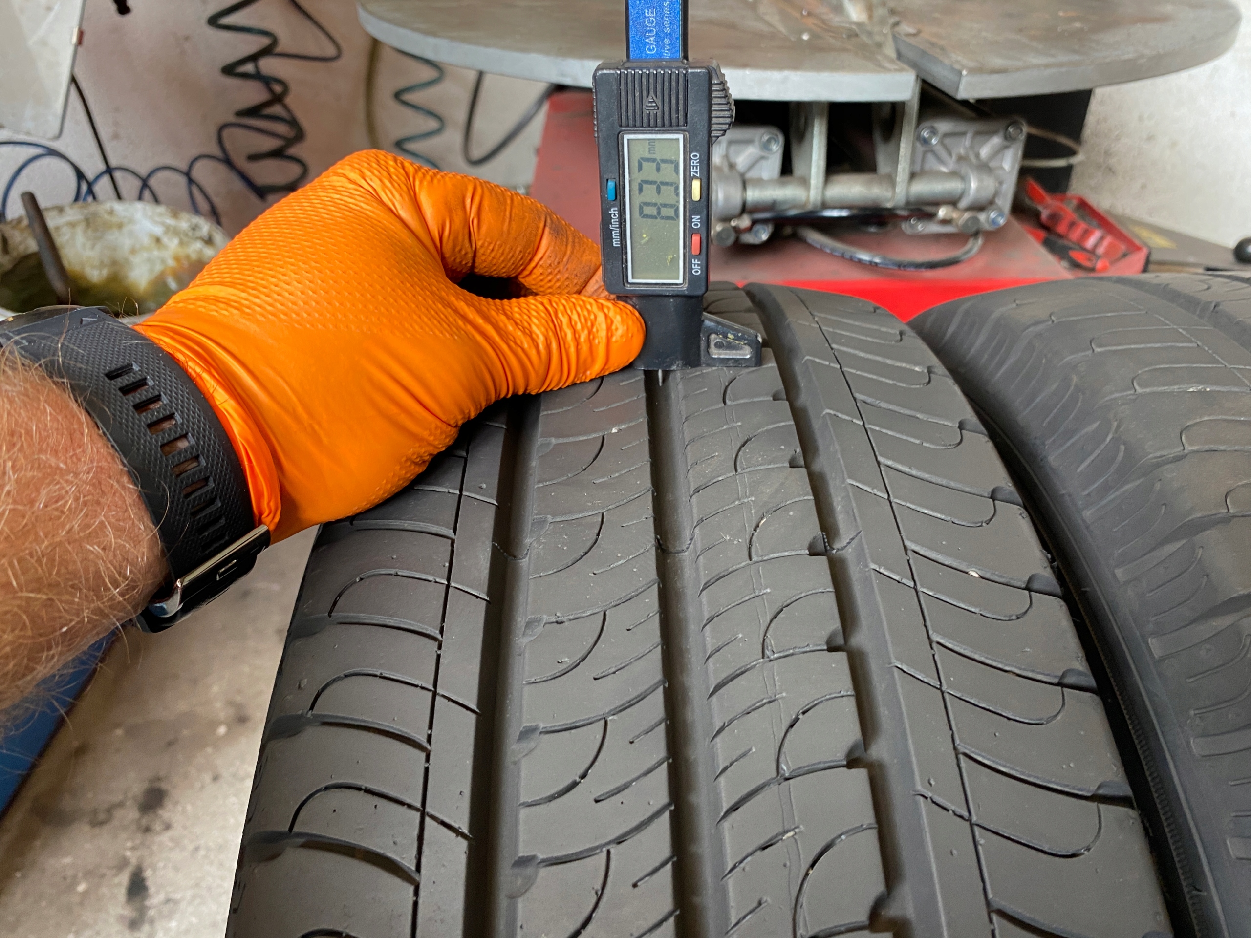 2 tyres summer 215/65R16C Goodyear EfficientGrip Cargo as new 8,5mm