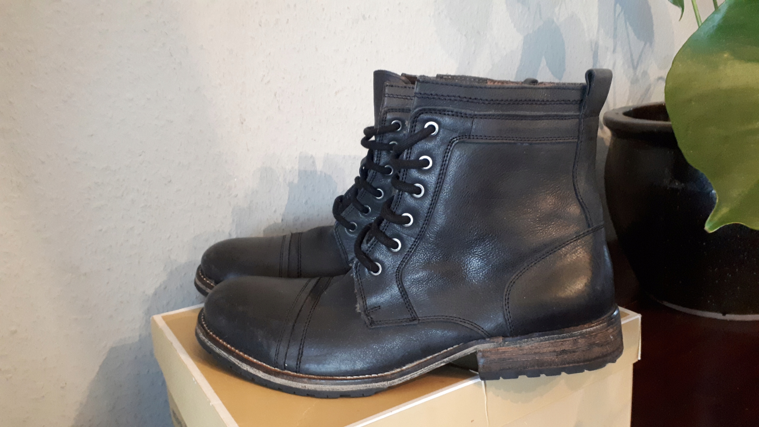 RESERVED SZTYBLETY MĘSKIE SKÓRA 45