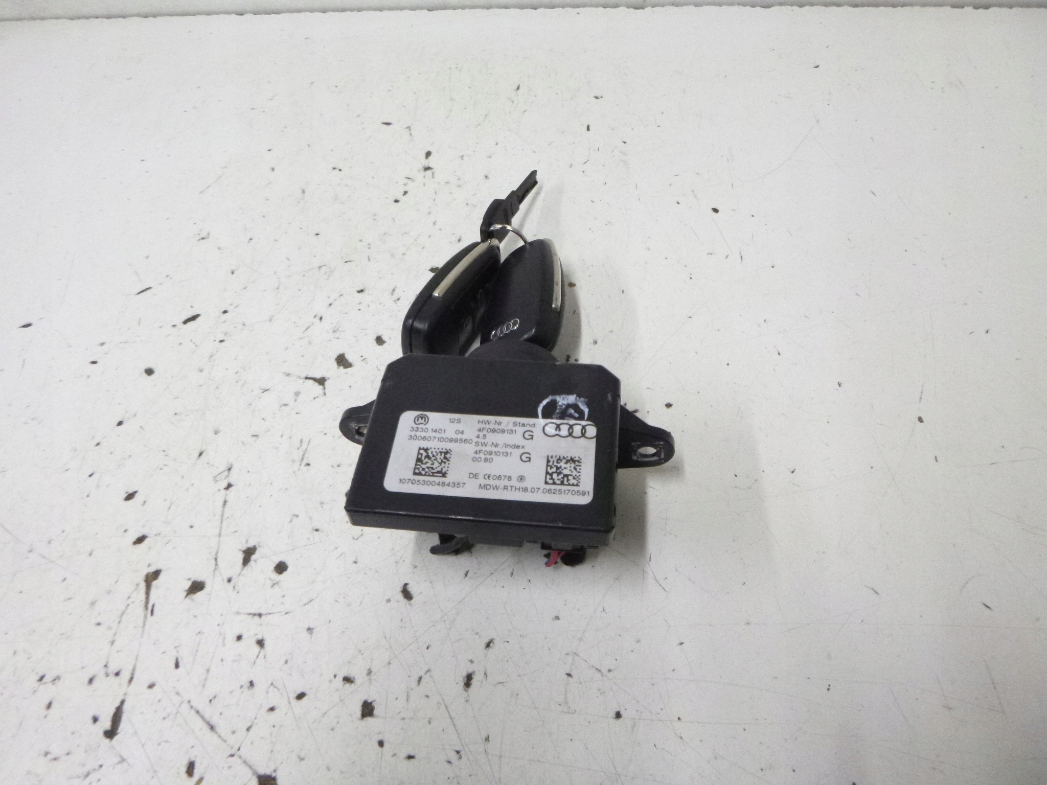 ignition + kluczyki Audi A6 C6 4F0910131G 2006r.