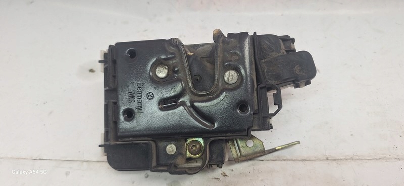 lock door VW POLO 94- right front 6N1837016D