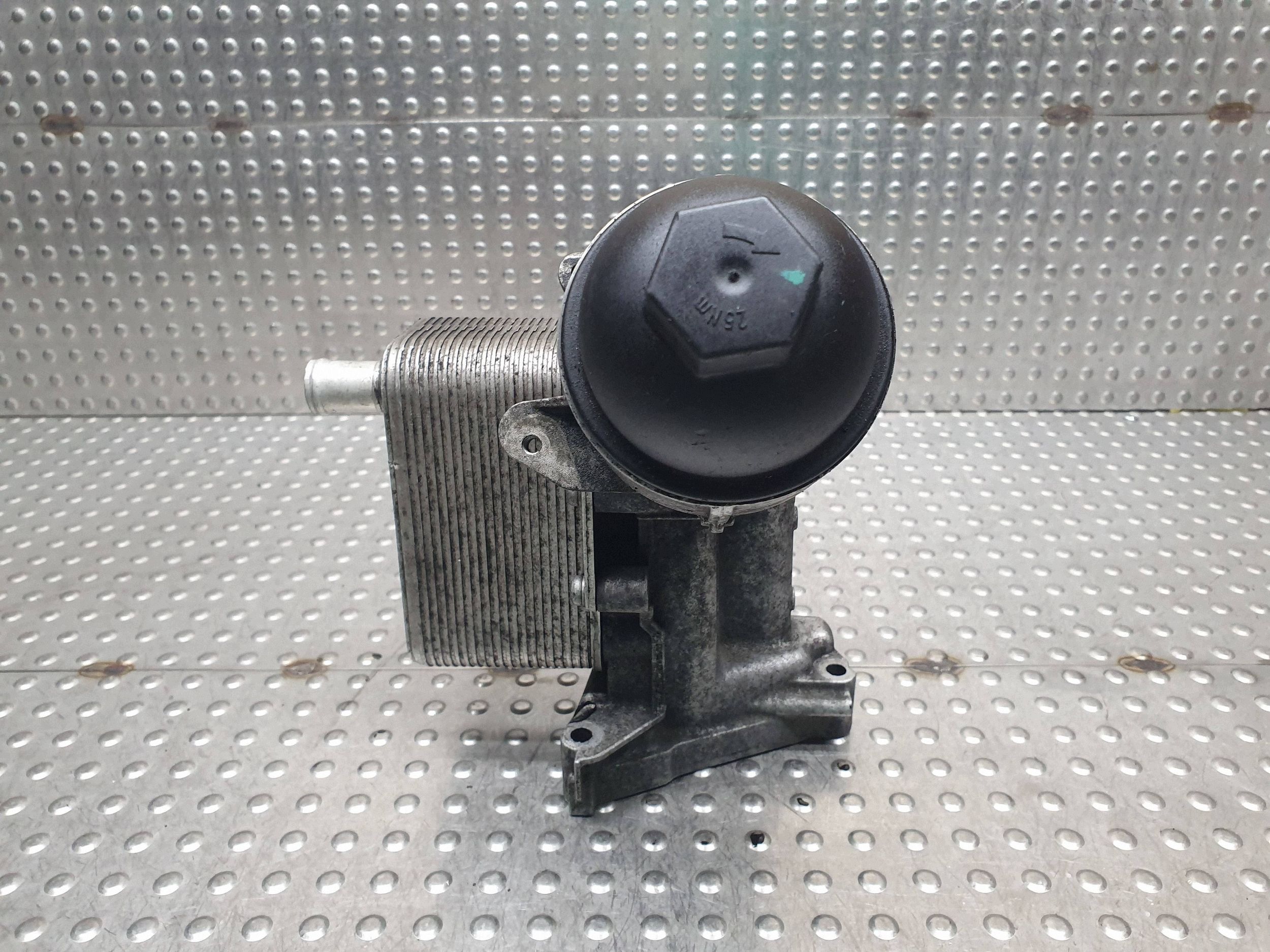oil filter holder 7788453 BMW E91 E90 E60 E61 X5 E70 E53 E65 3.0 D M57