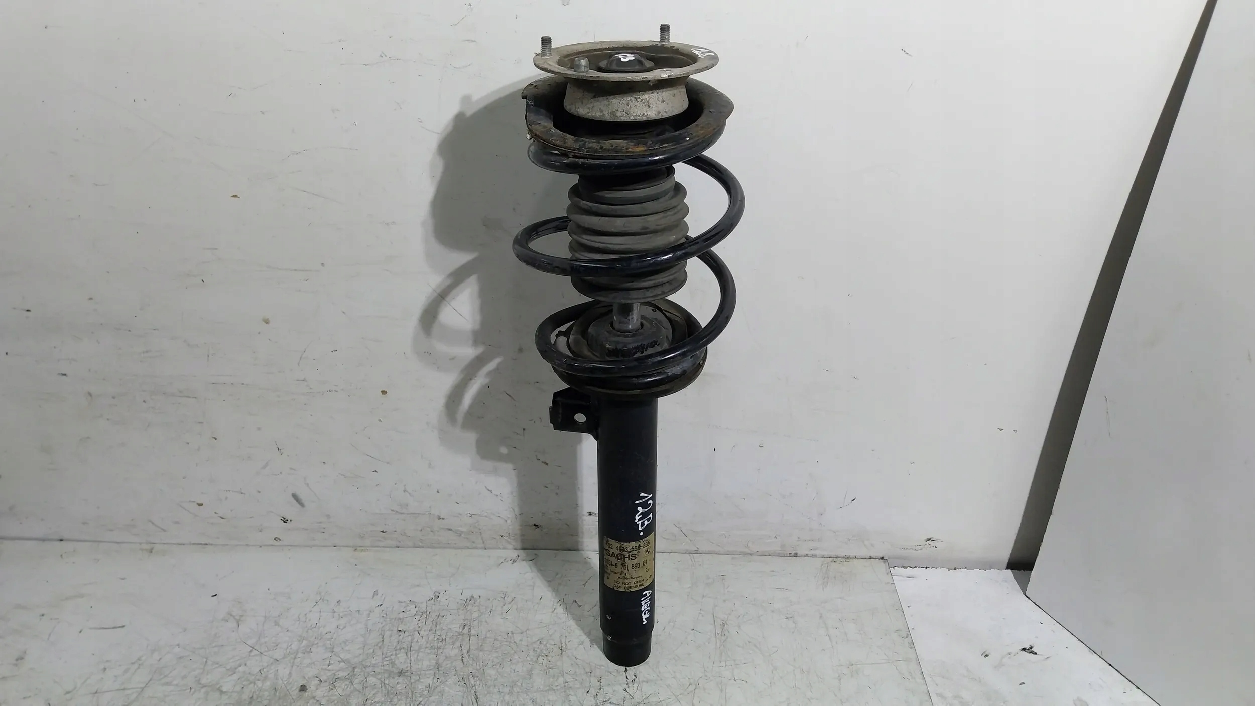 shock absorber front left 6761893 BMW Z4 Roadster E85