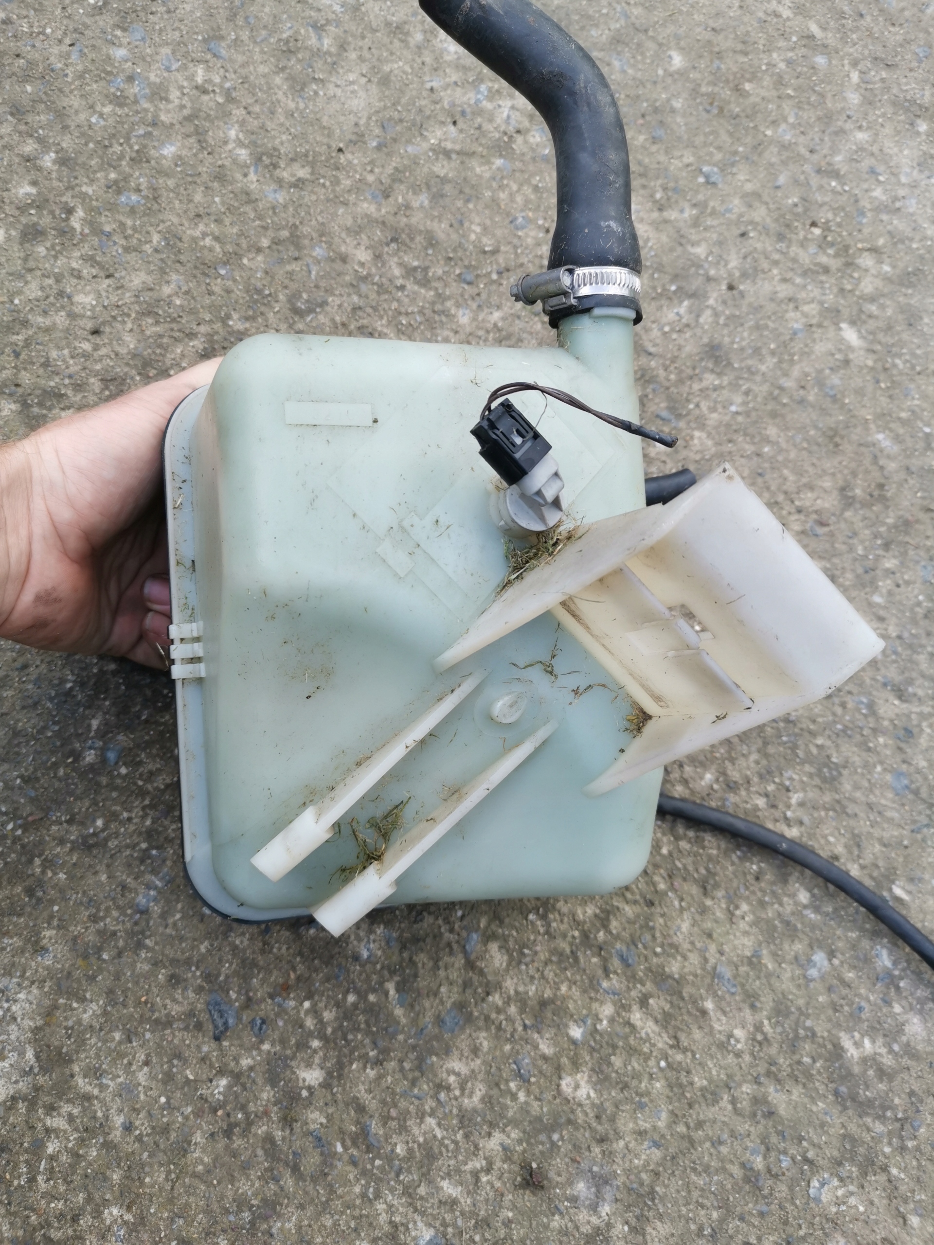 BMW E39 E38 Behälter Ausdehnungsbehälter 2,0d