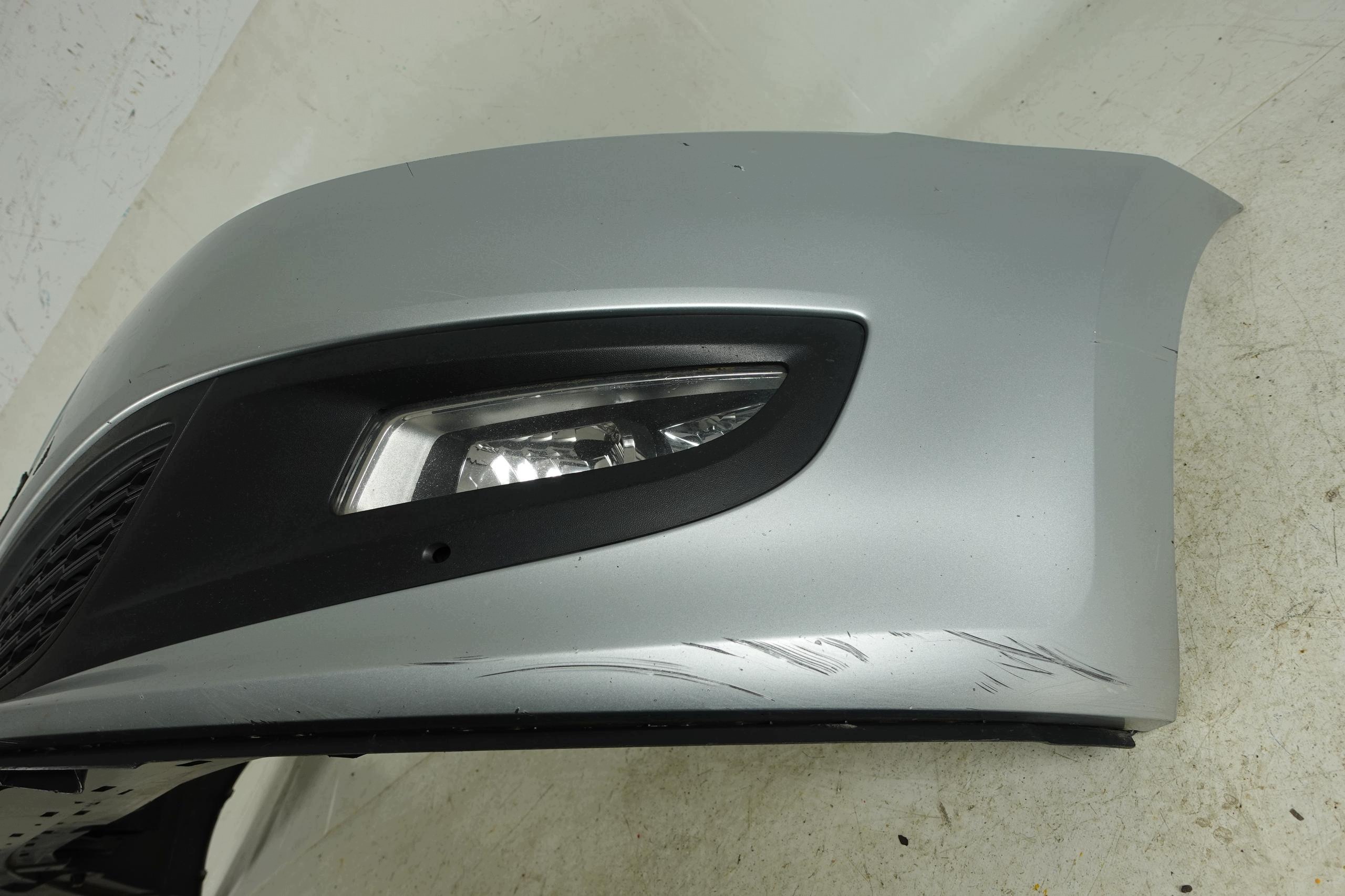bumper front front VW POLO V 5 6R 09-14 LA7W 2009-2014 6R0807221R
