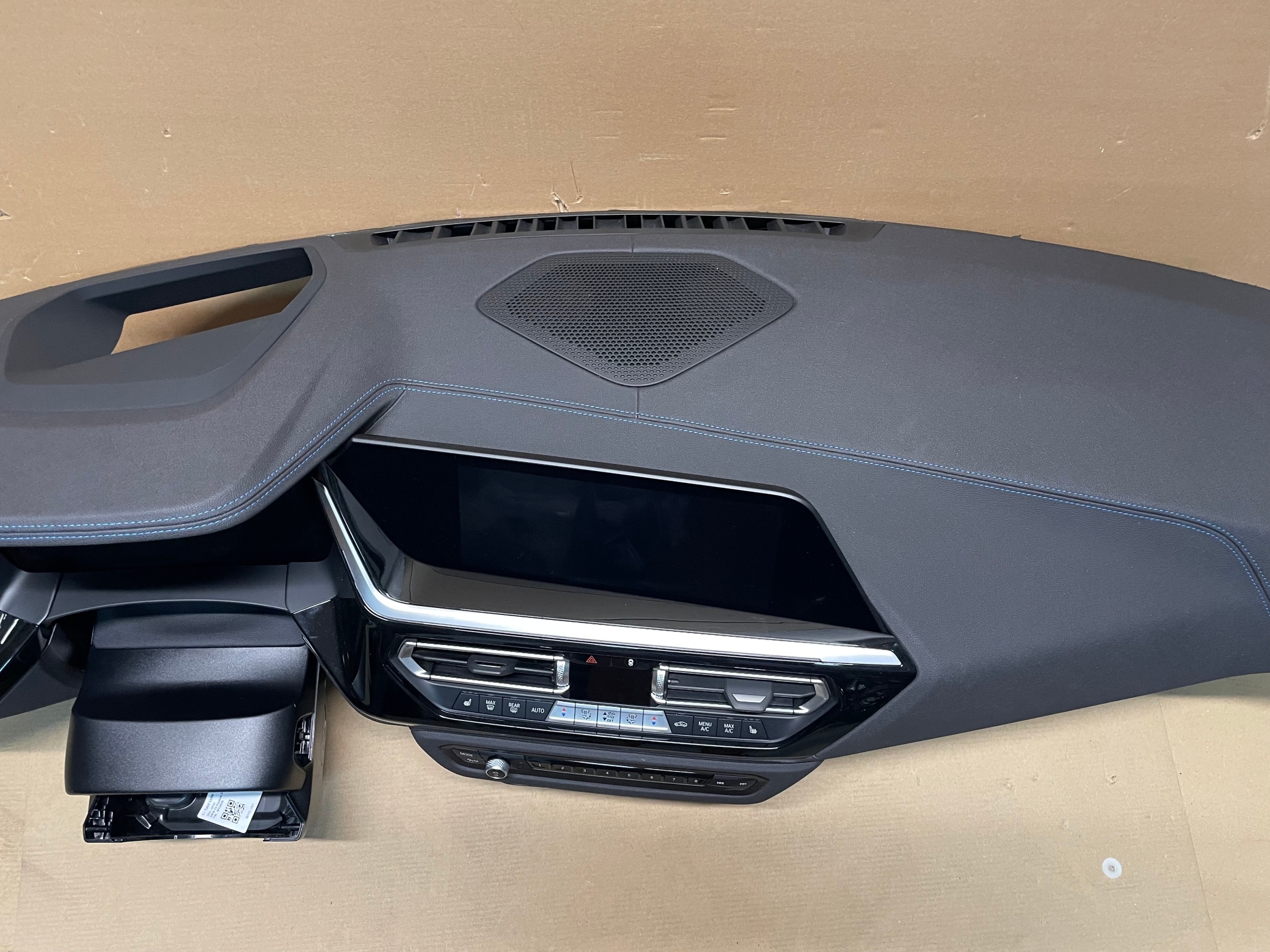 console dashboard HEAD UP m-packet blue NIC BMW Z4 G29 original